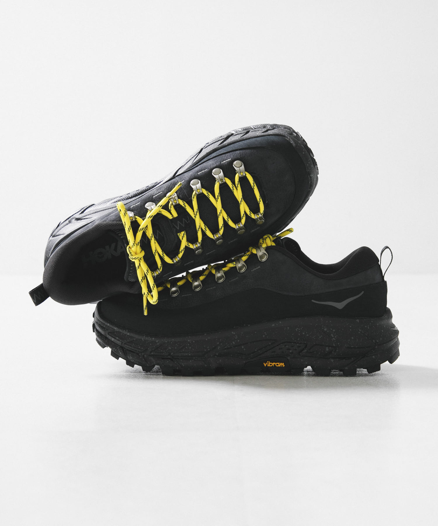 HOKA ONE ONE　U TOR SUMMIT CRBN 26