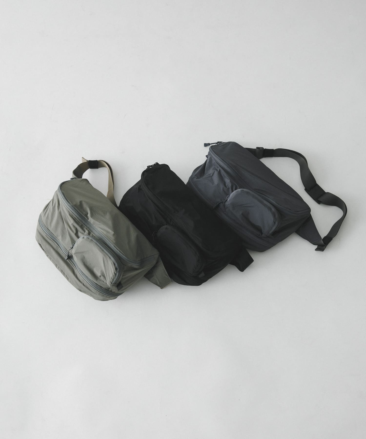DAIWA PIER39　TRAVEL EXPAND FANNY BAG WOLF GRAY FREE