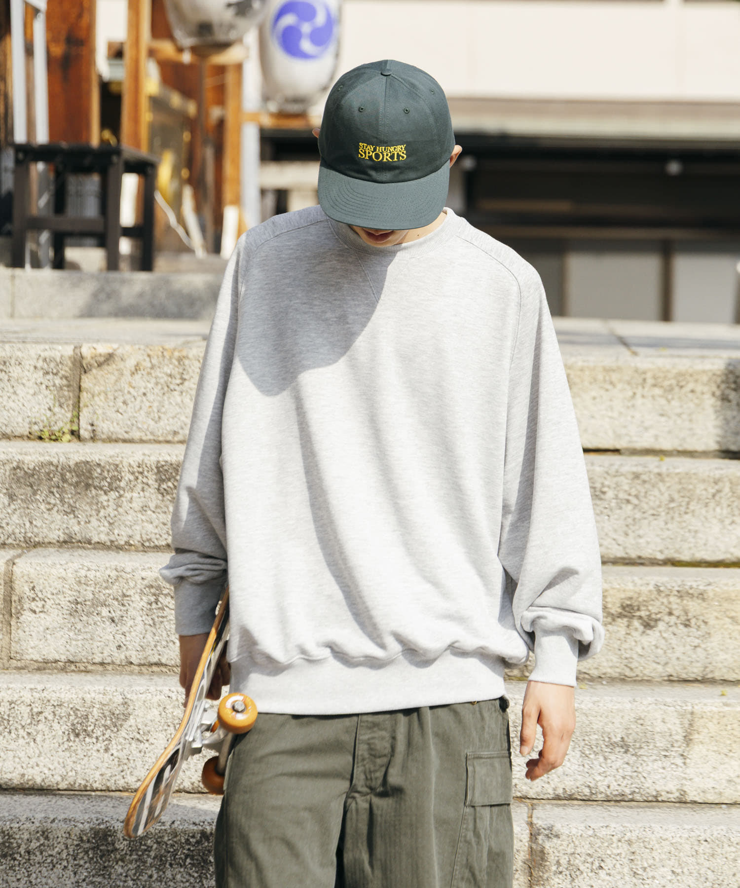 TOP GRAY