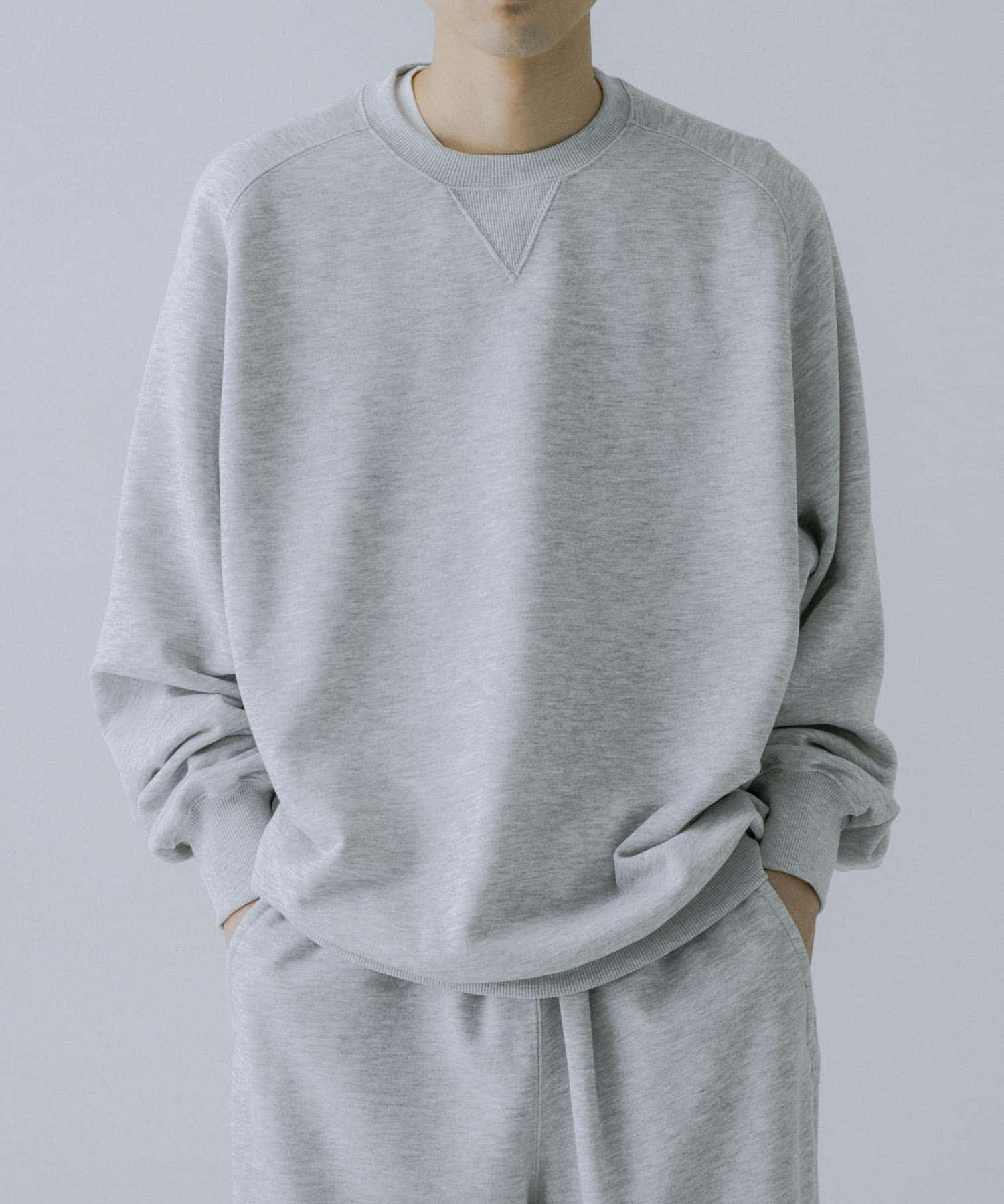 TOP GRAY