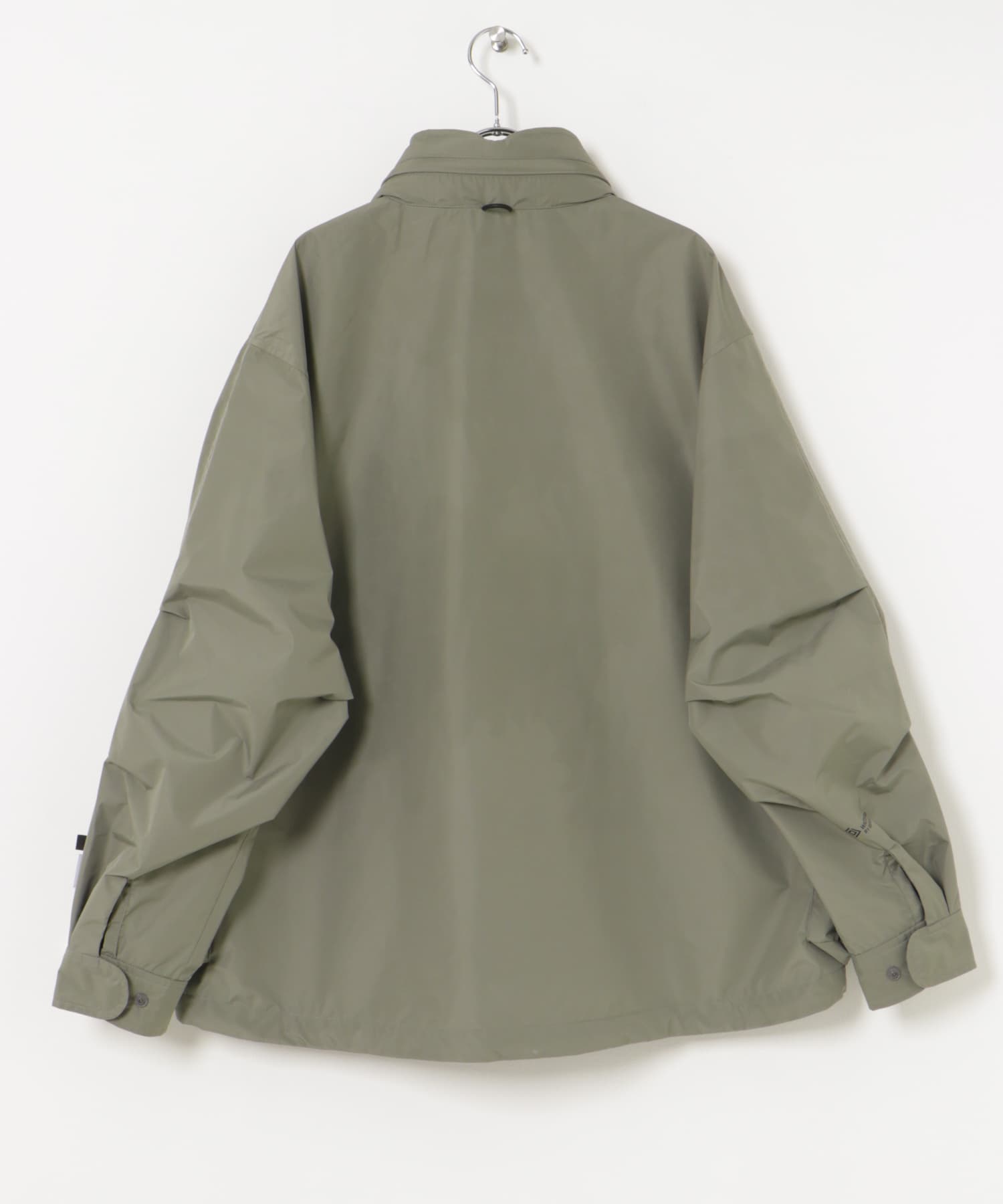 WOLF GRAY