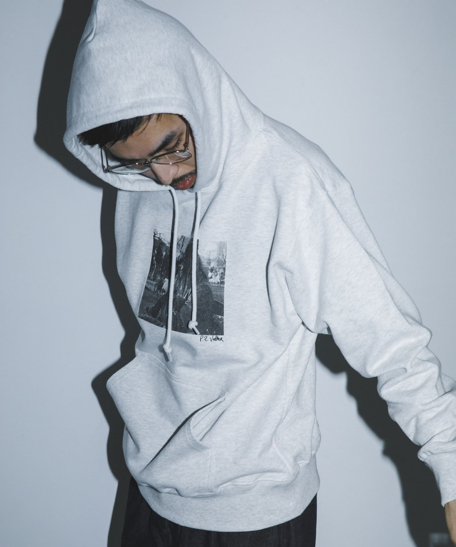 BLANKMAG　B/W photo Hoodie Ash M