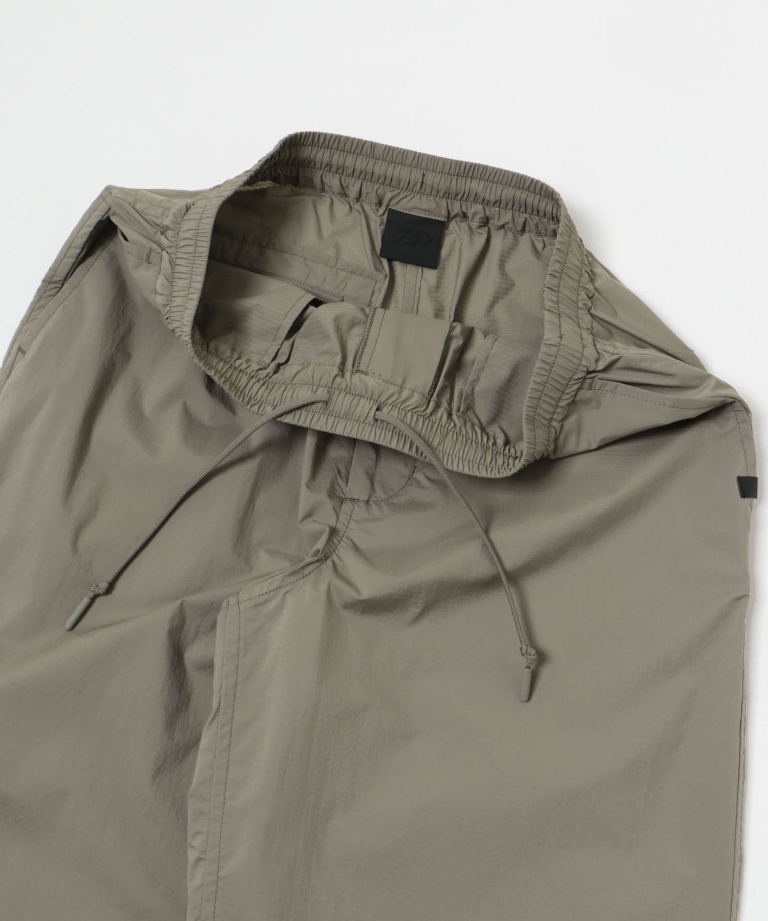WOLF GRAY