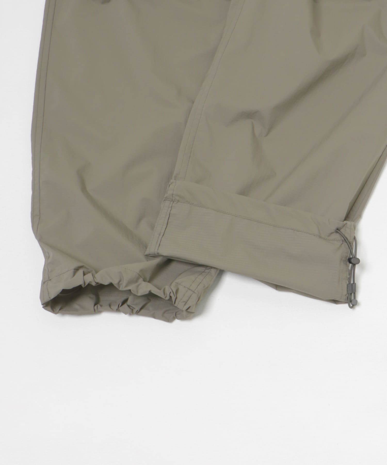 WOLF GRAY