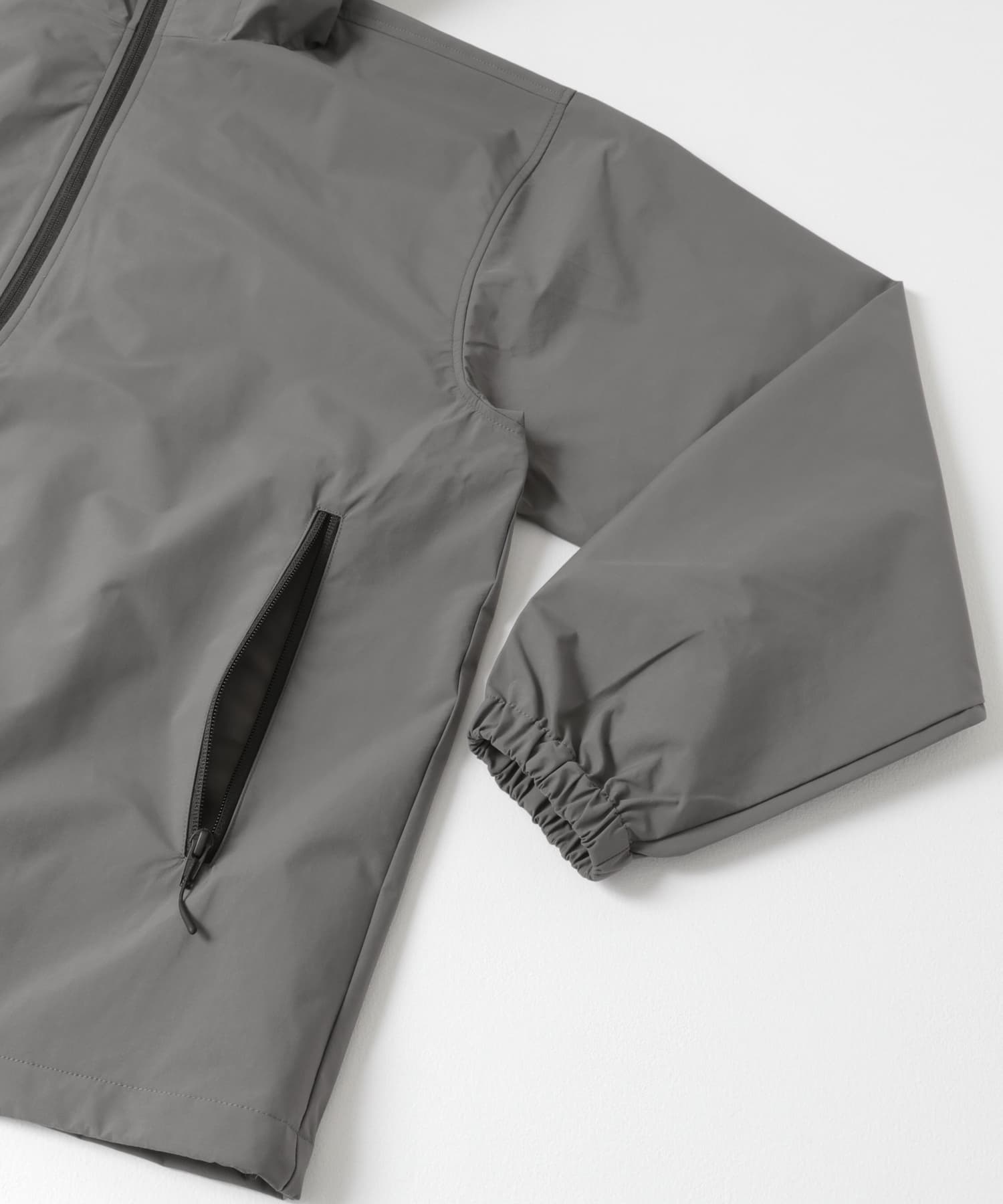ES.1　Nyion Parka Charcoal L