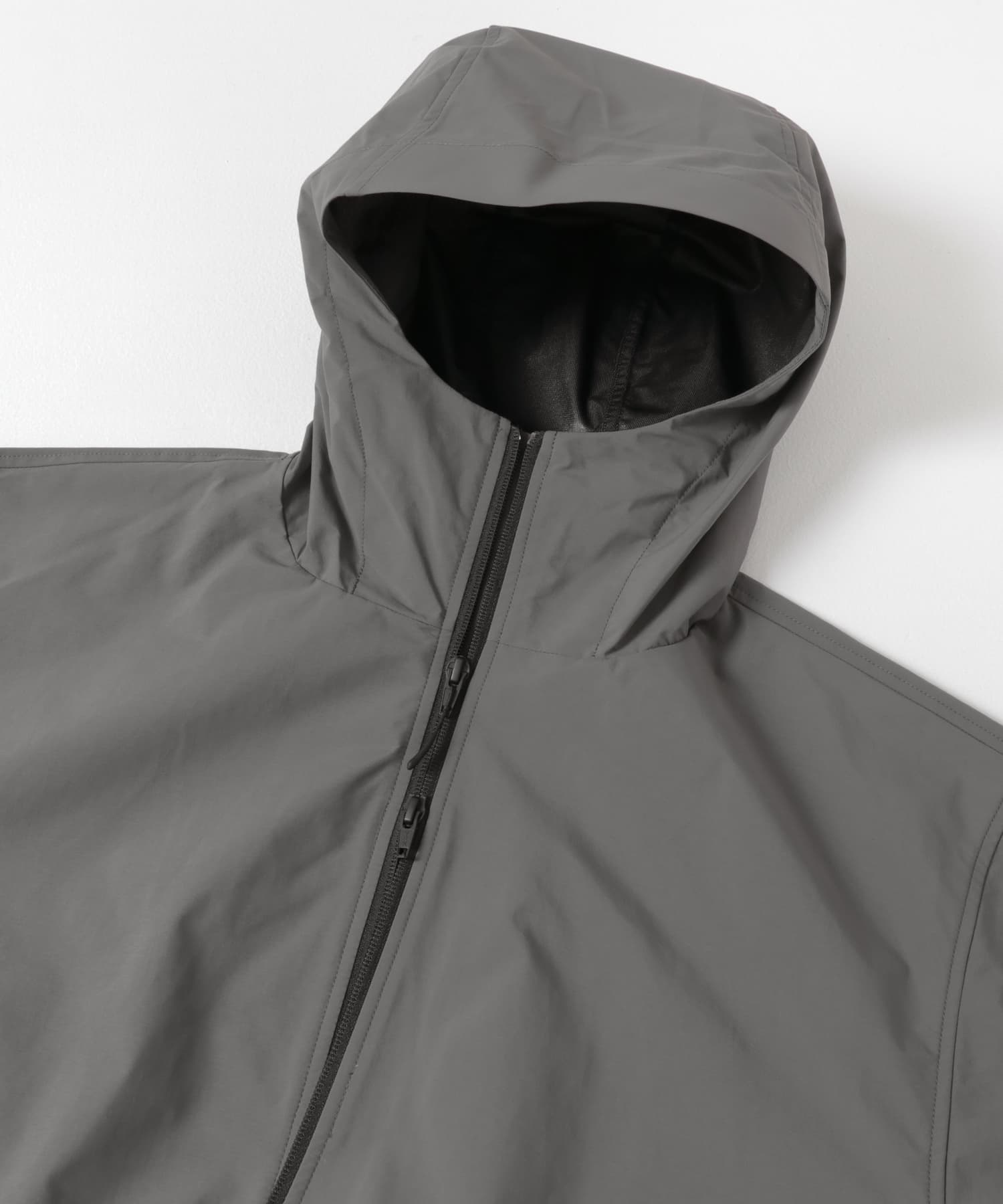 ES.1　Nyion Parka Charcoal L