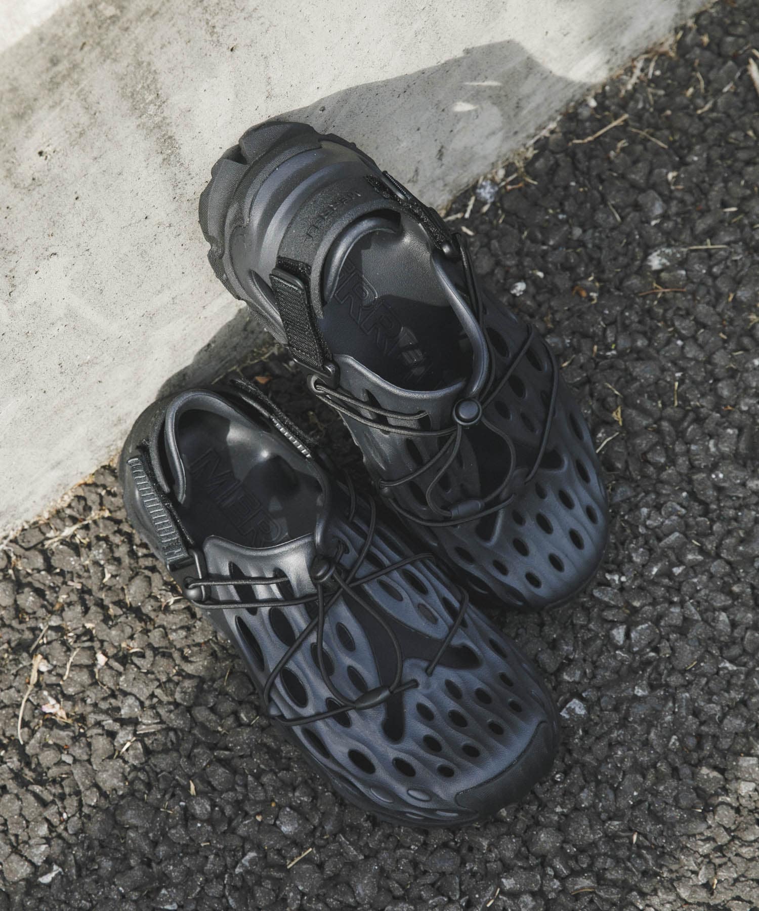 MERRELL ハイドロ モック 26 HYDRO MOC AT CAGE［1TRL］ハイドロ モック エーティー ケージ