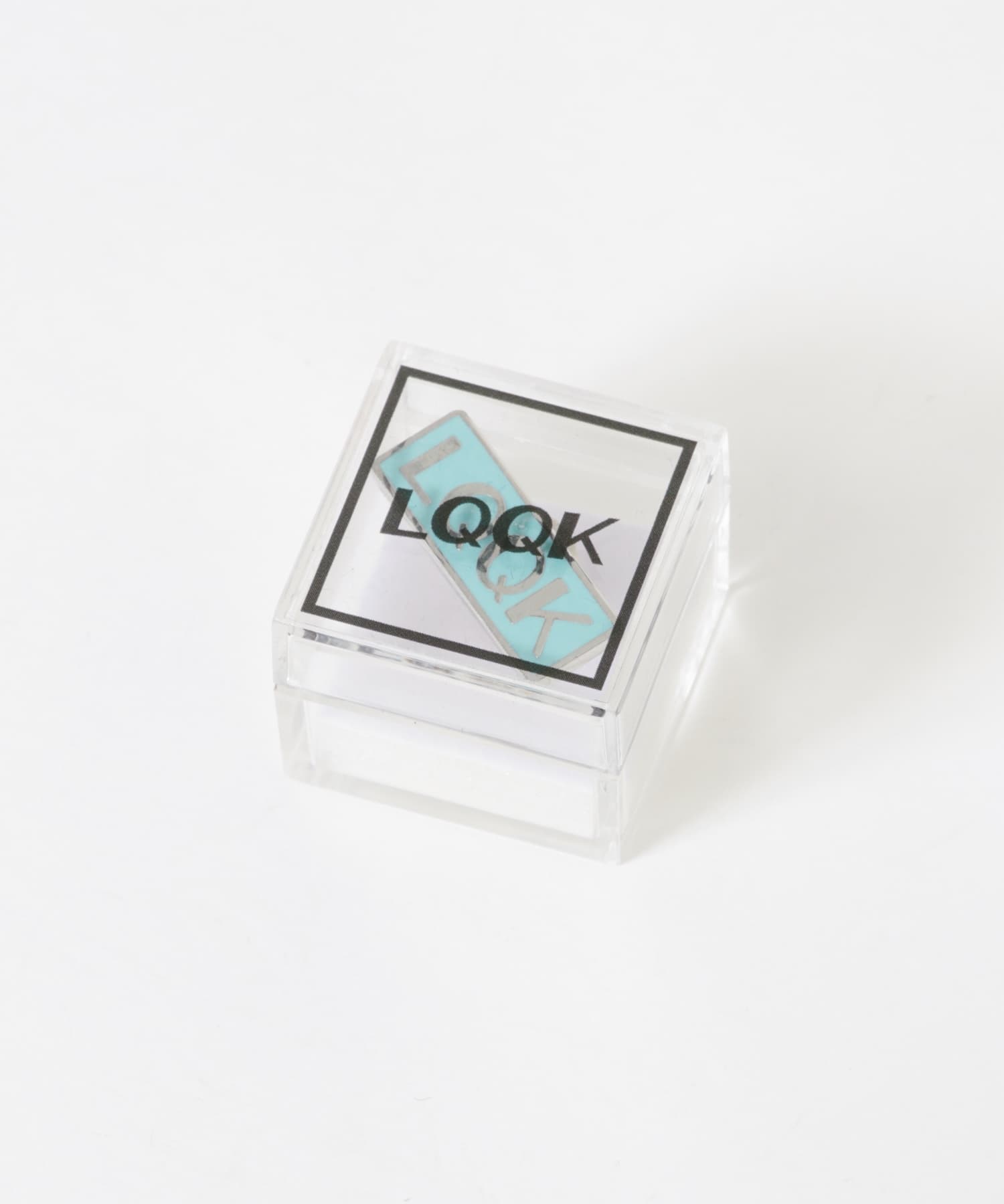LQQK Studio　PINS LIGHT BLUE FREE