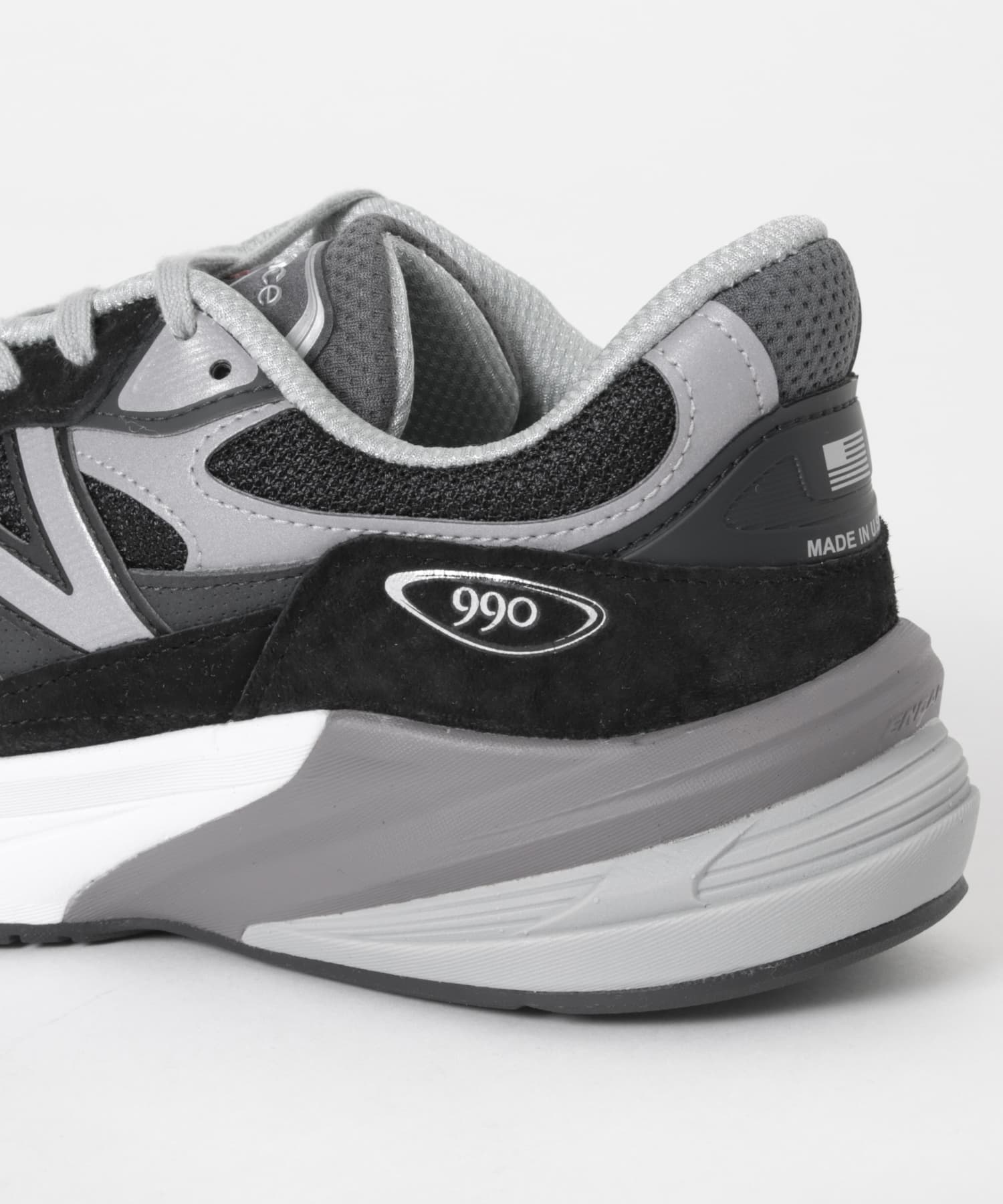 NEW BALANCE　M990BK6 BLACK 26