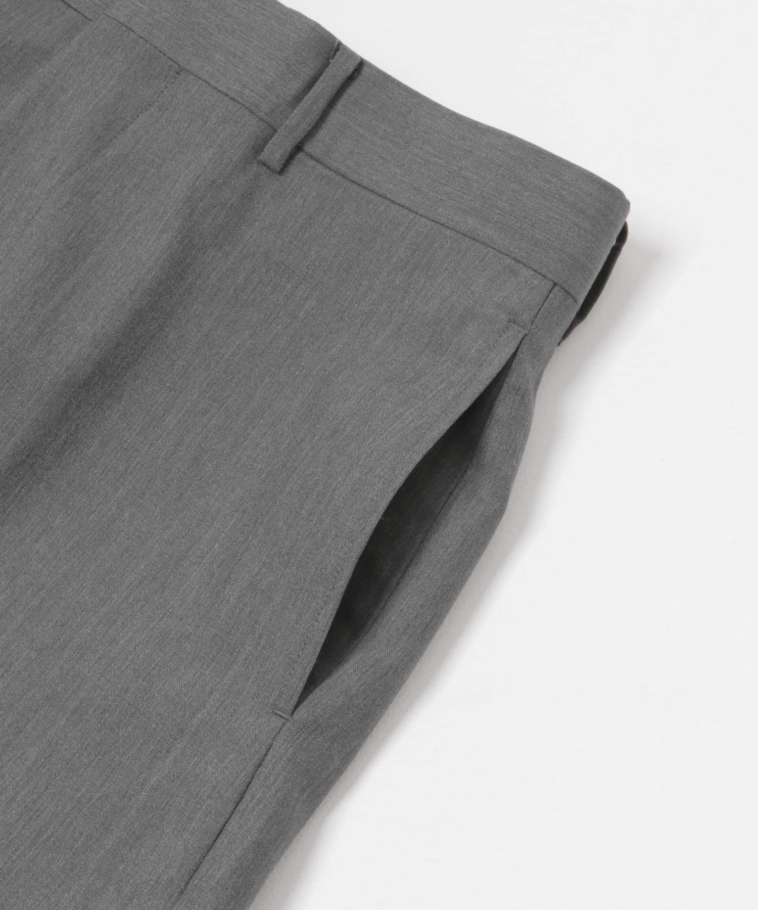 Unlikely　Back Strap Plain Front Trousers 2025 Gray S