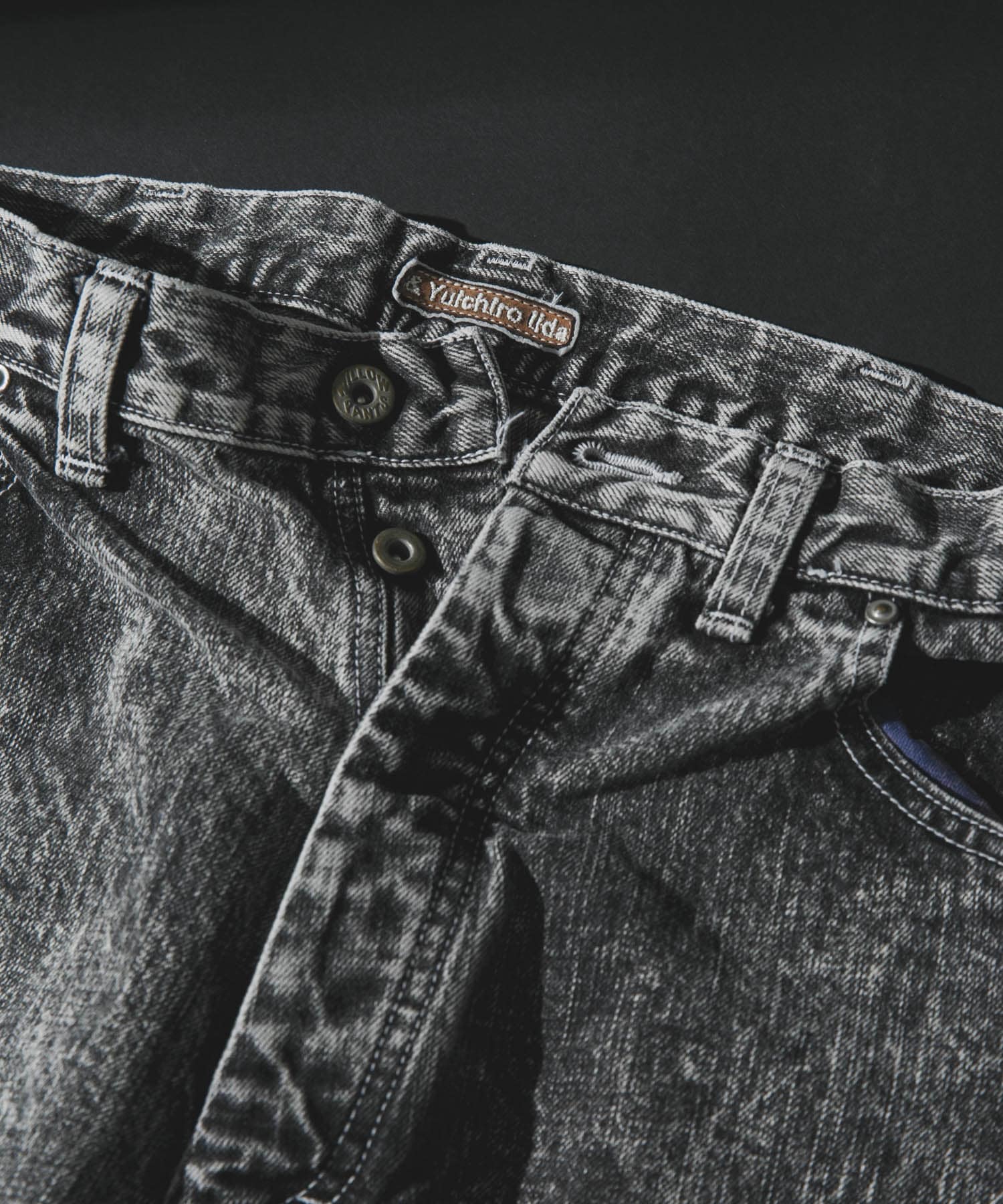 【限定58本】Willow Pants デッドストック ブラックデニムサイズ0 Willow Pants デッドストックBLKケミカル(0 IND-CHEMI): ボトム｜URBAN