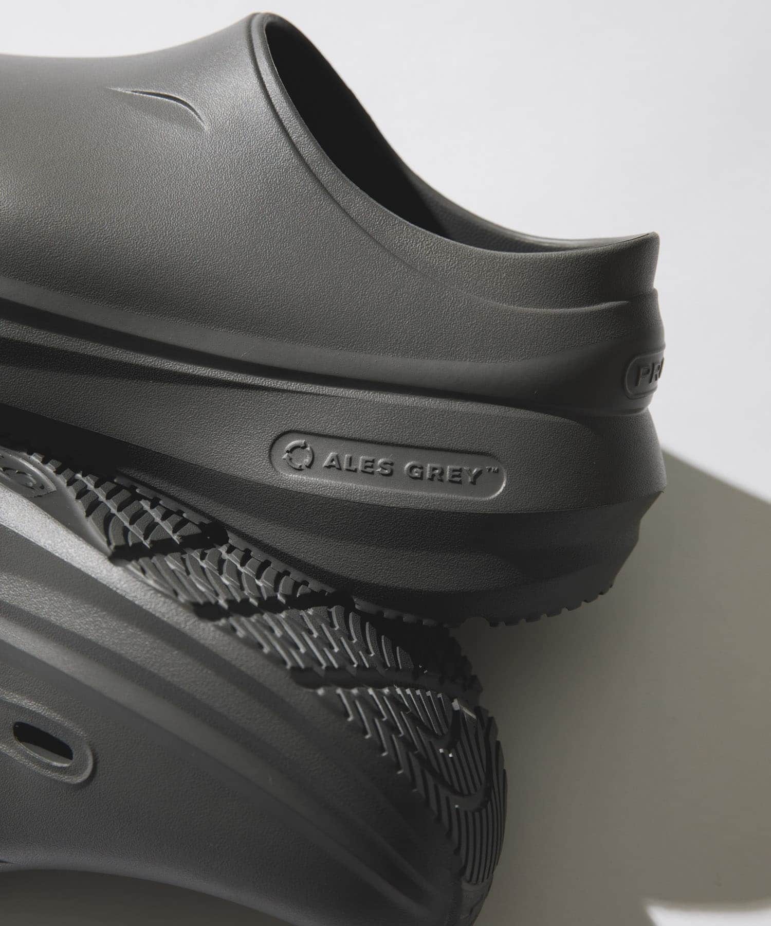 ALES GREY　FRONTLINE PRO 3 SHOE Dark Grey 7