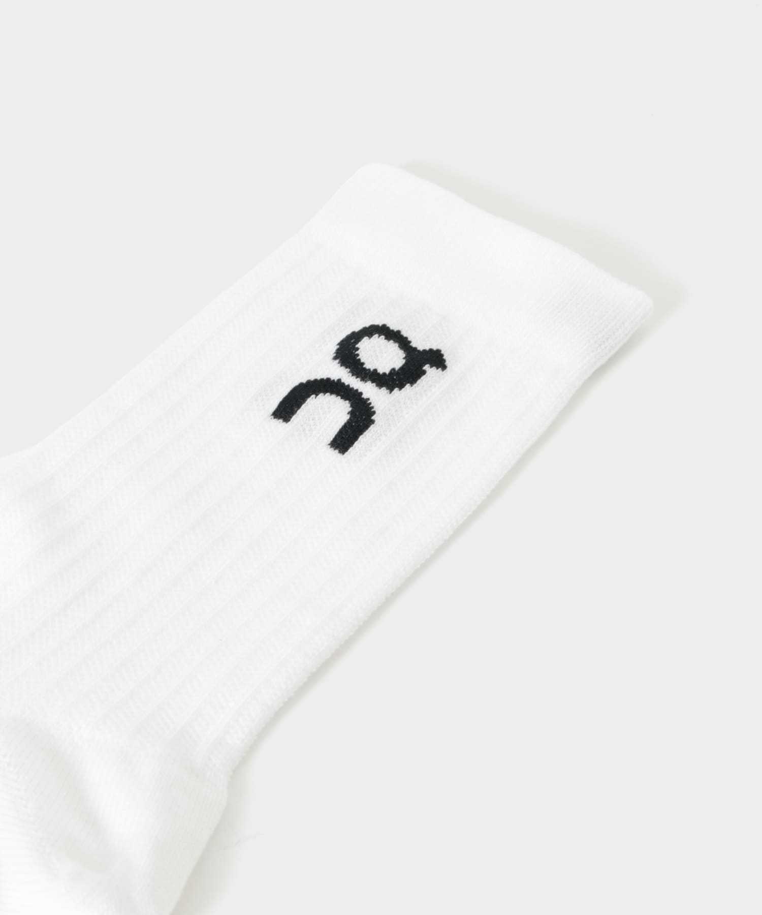 On　Logo Sock High 3p WHITE M