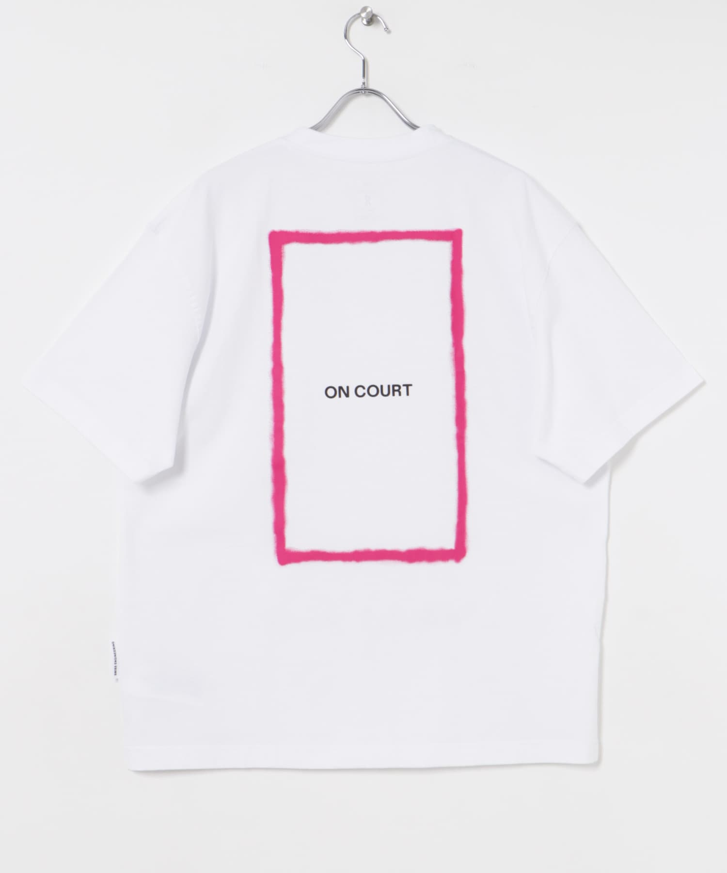 On　Club-T Graphic WHITE S
