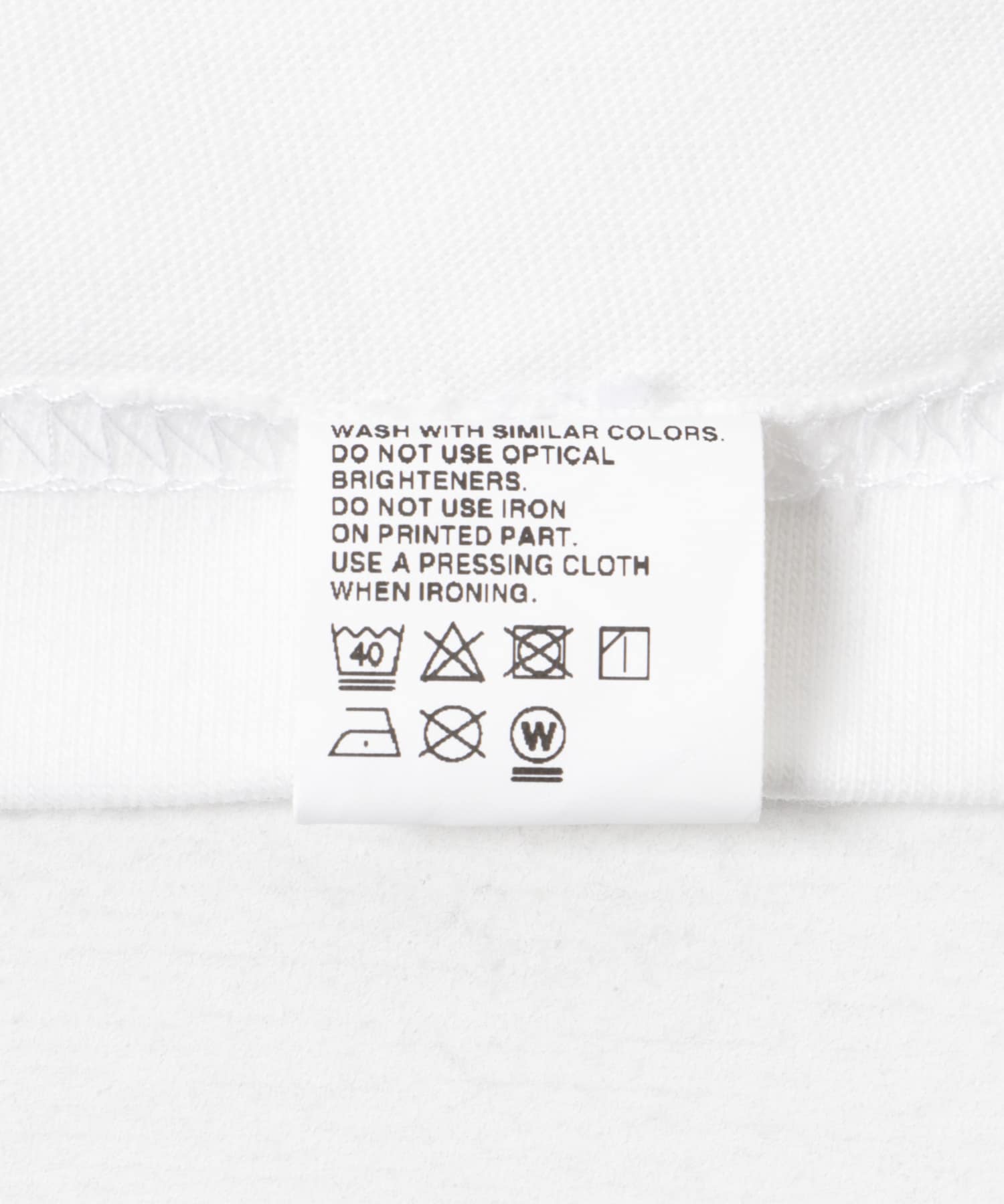 UNTRACE　_177 Tee S/S3 WHITE 1