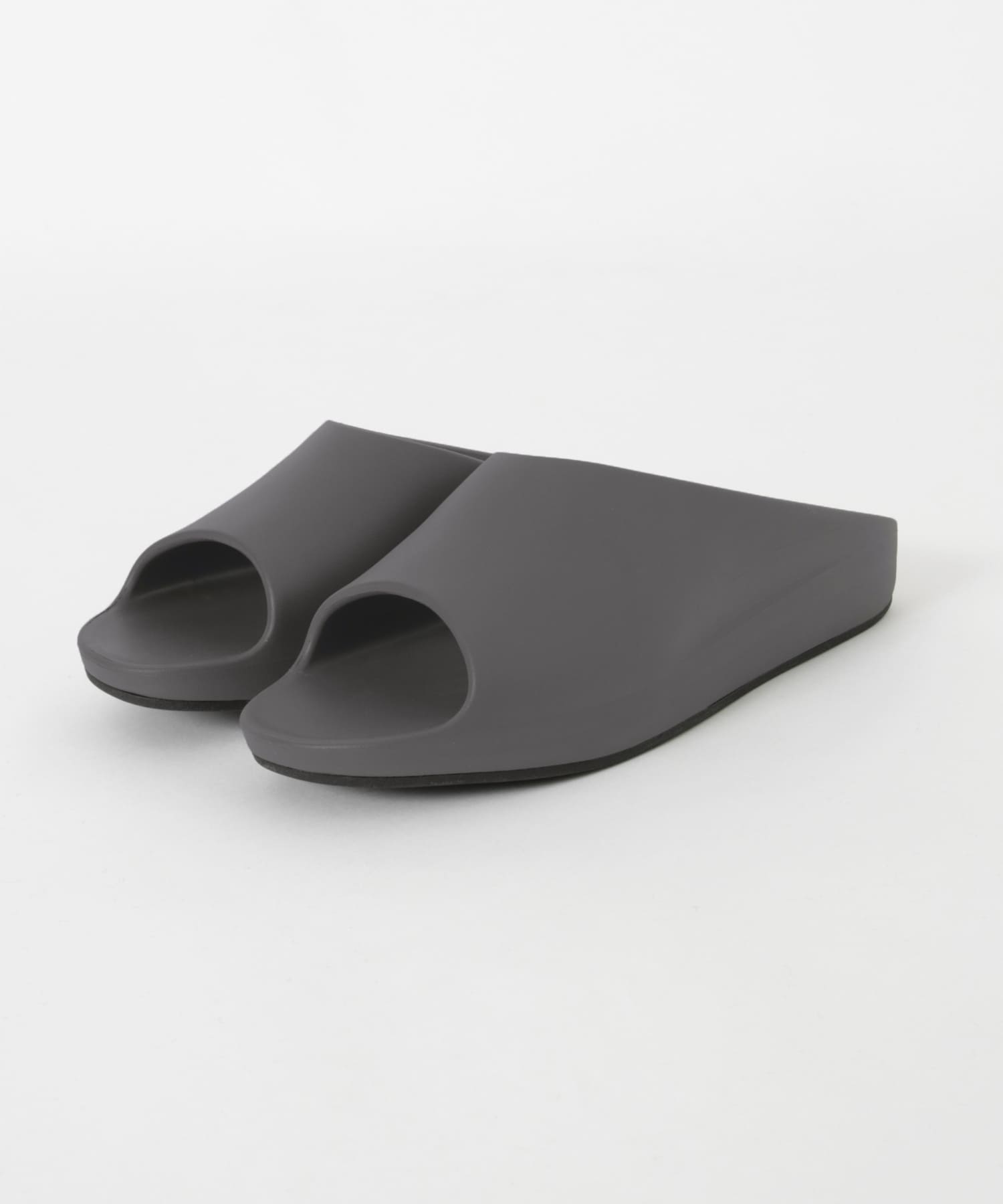 D.GRY/BLK