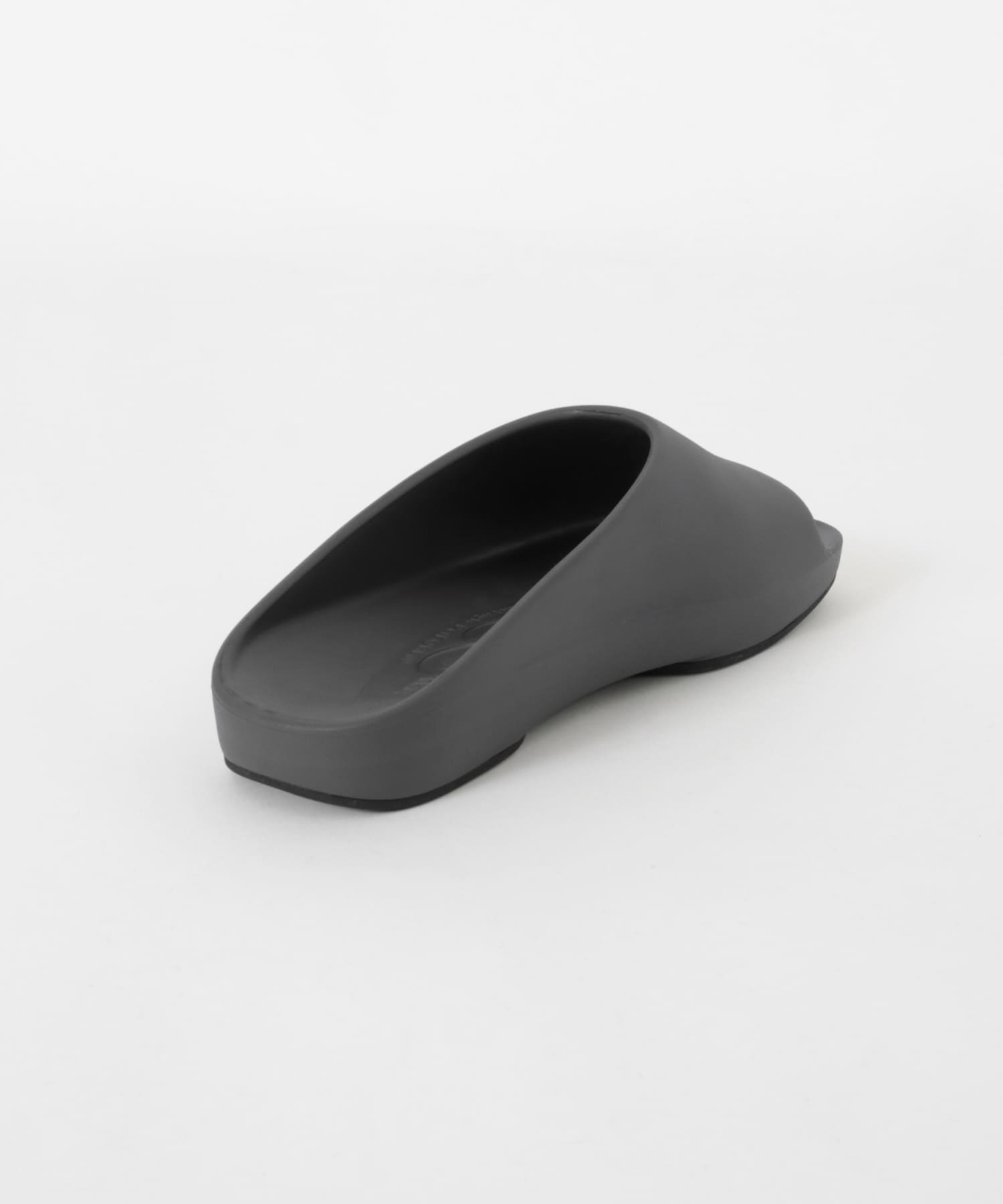 D.GRY/BLK