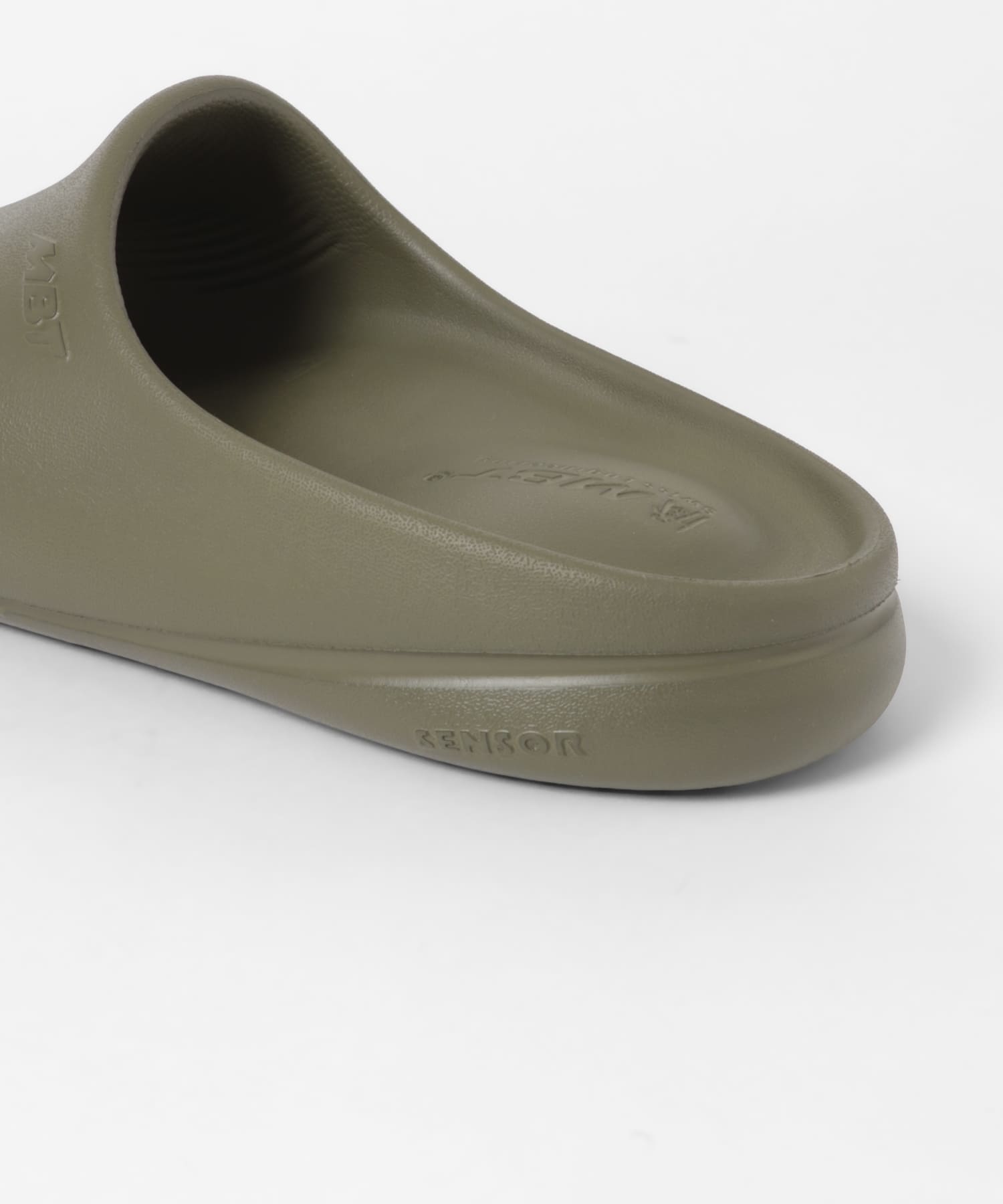 MBT　SENSOR SANDAL ARMY GREEN 8