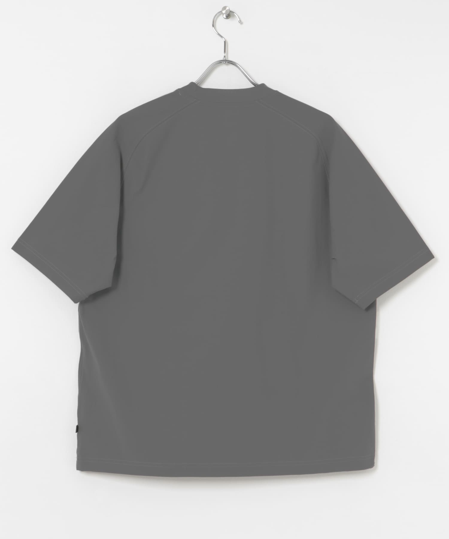 DAIWA PIER39　TECH LIGHTWEIGHT S/S TEE CHARCOAL S