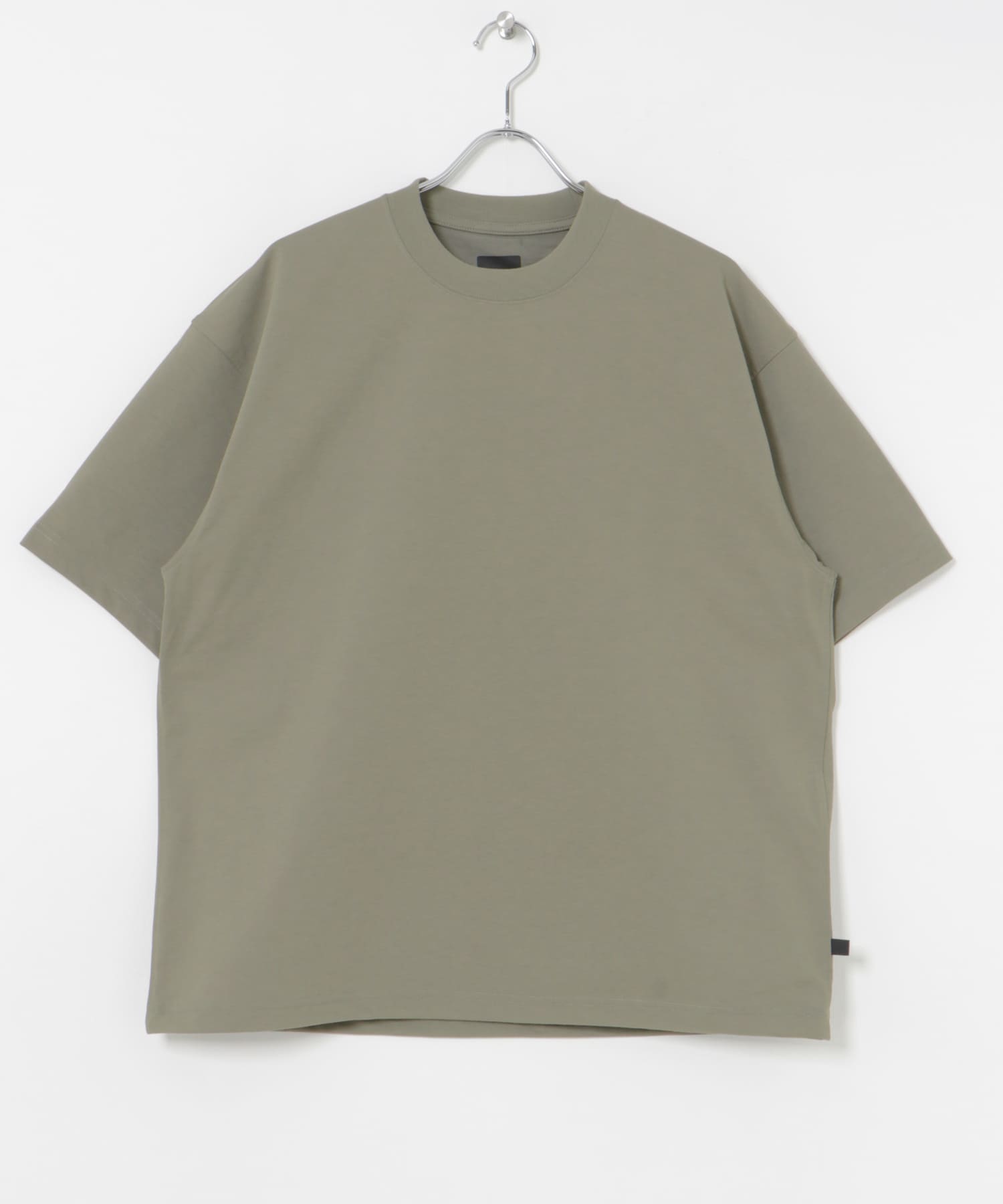 WOLF GRAY