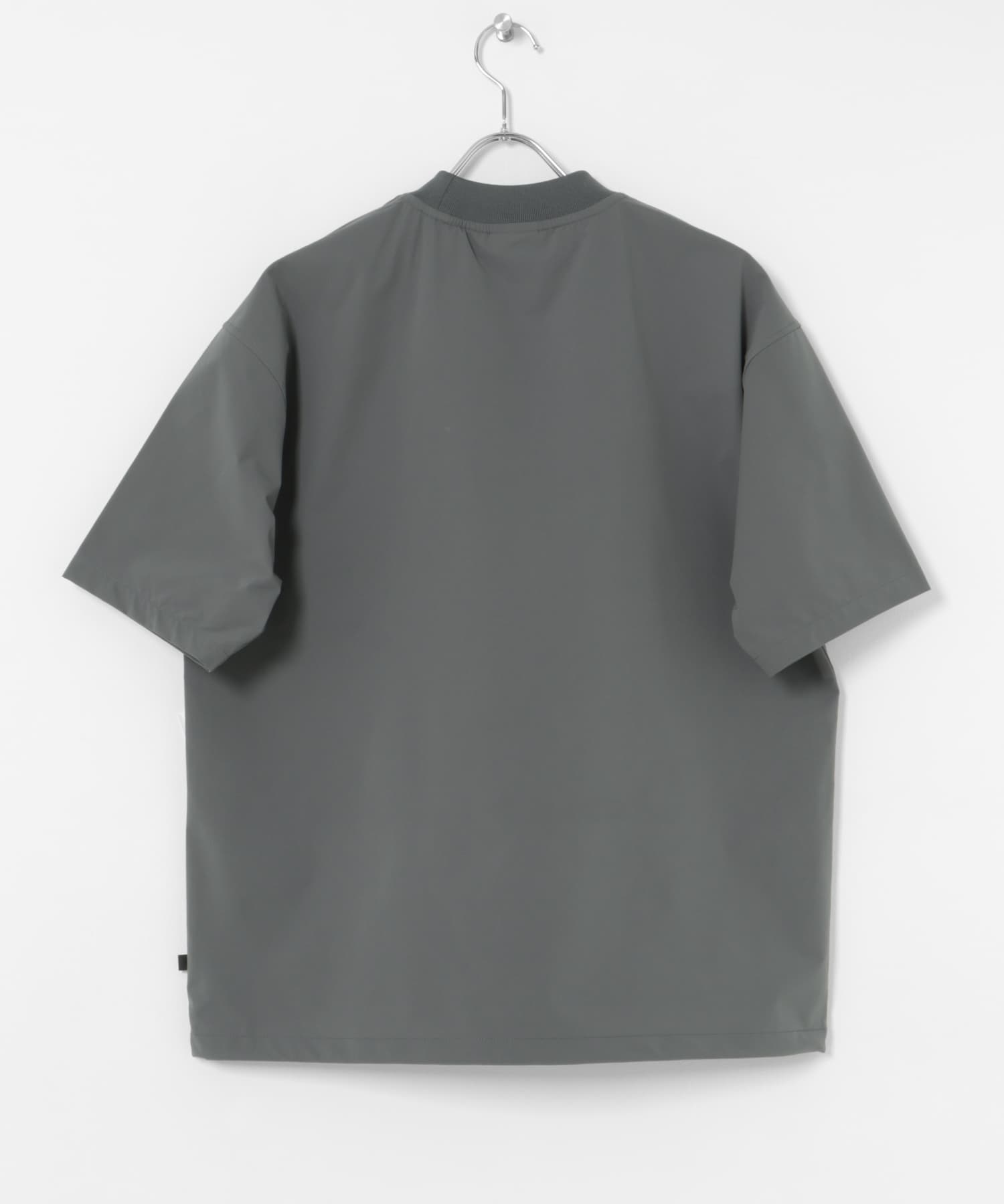 DAIWA PIER39　TECH MOCK NECK S/S TEE CHARCOAL S
