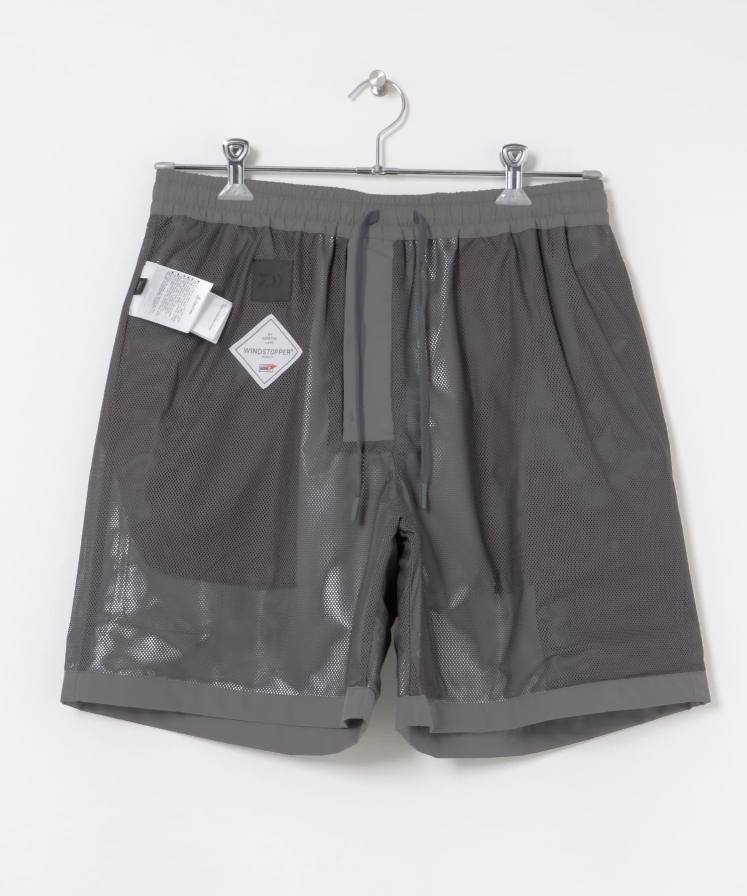 DAIWA PIER39 GORE-TEX ハーフパンツ　チャコール DAIWA PIER39 GORE-TEX WS PERFECT FISHING SHORTS(M WOLF GRAY