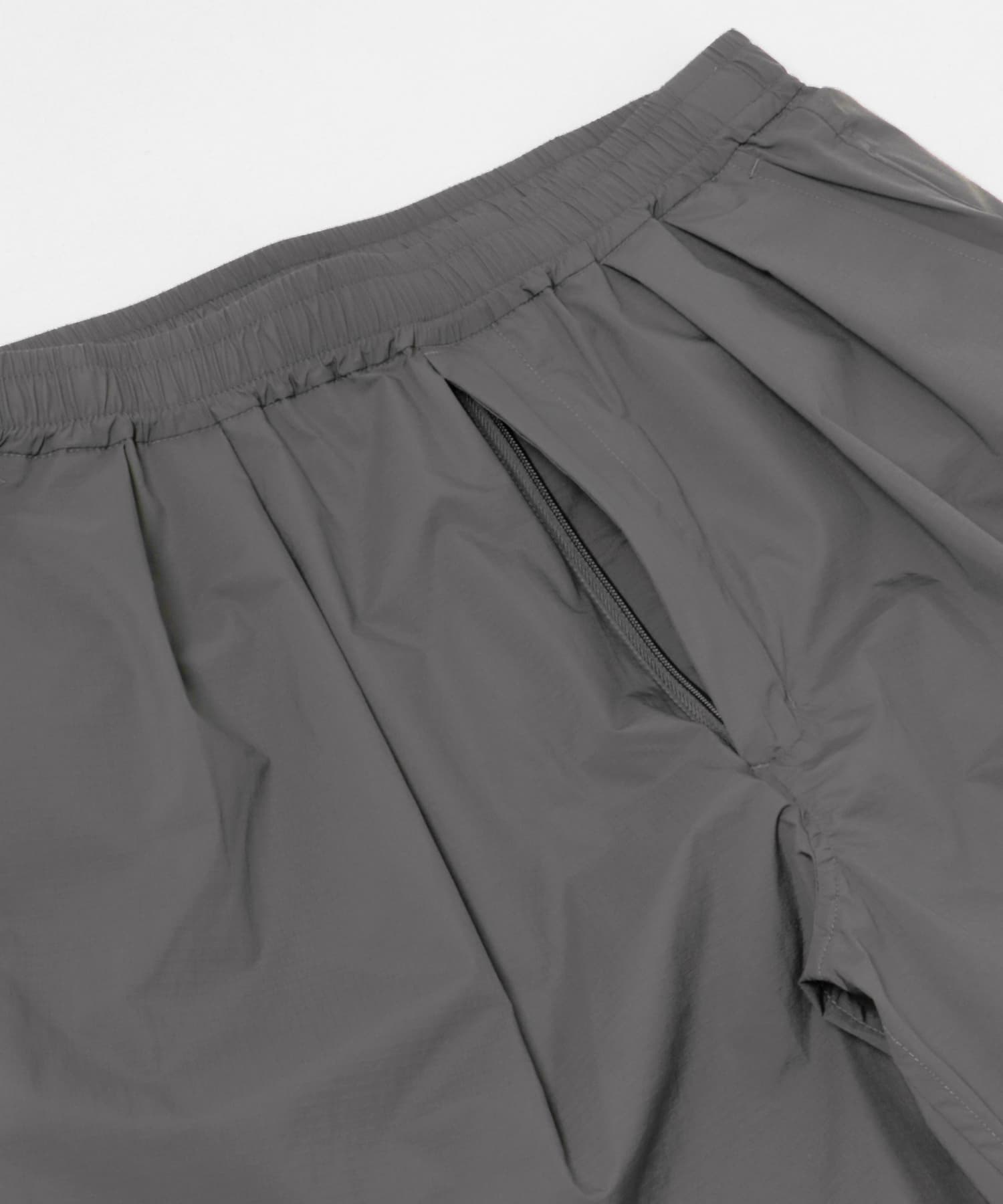 DAIWA PIER39　TECH TRAVEL SHORTS CHARCOAL M