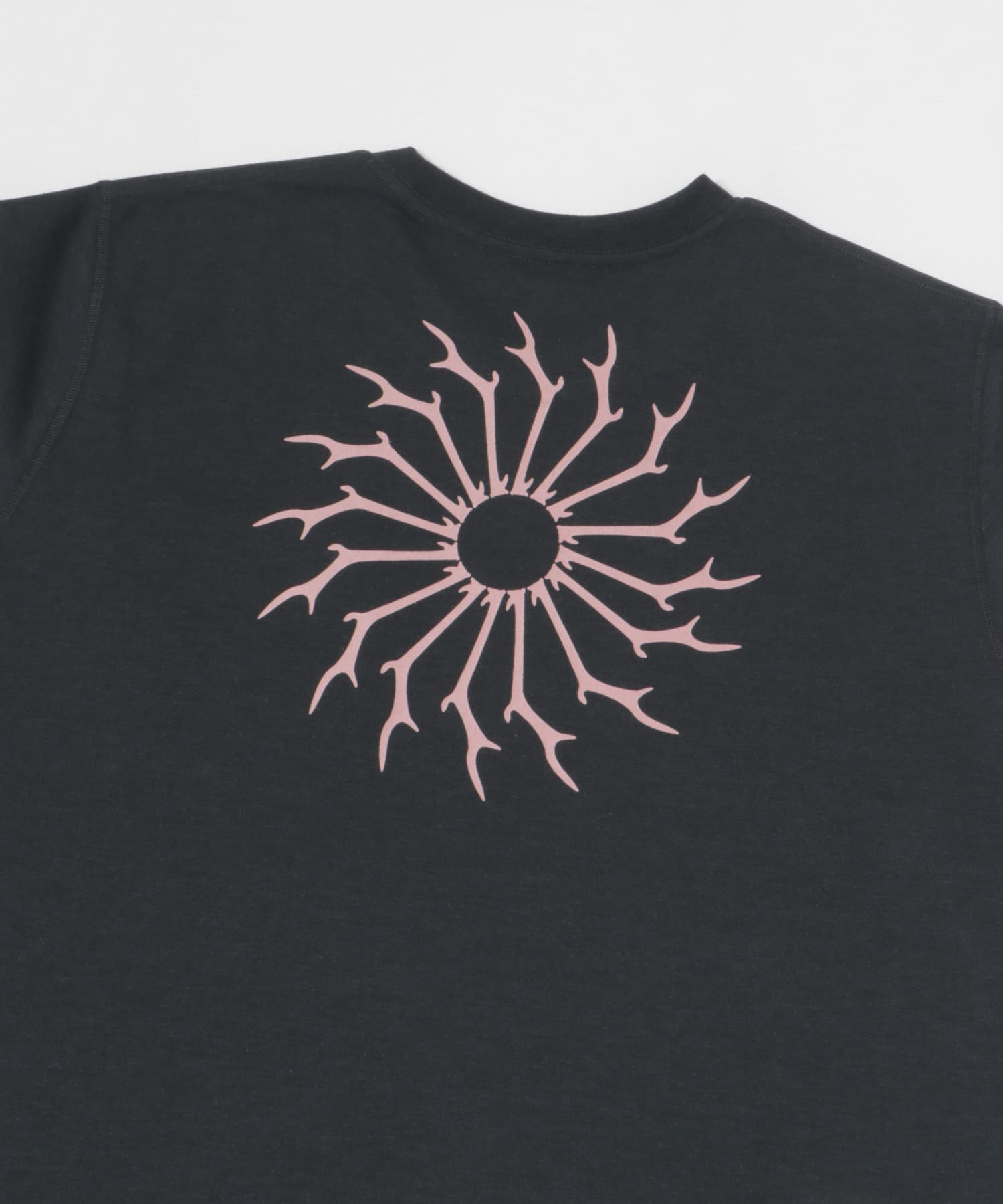 South2 West8　S/S Round Pocket Tee Black S
