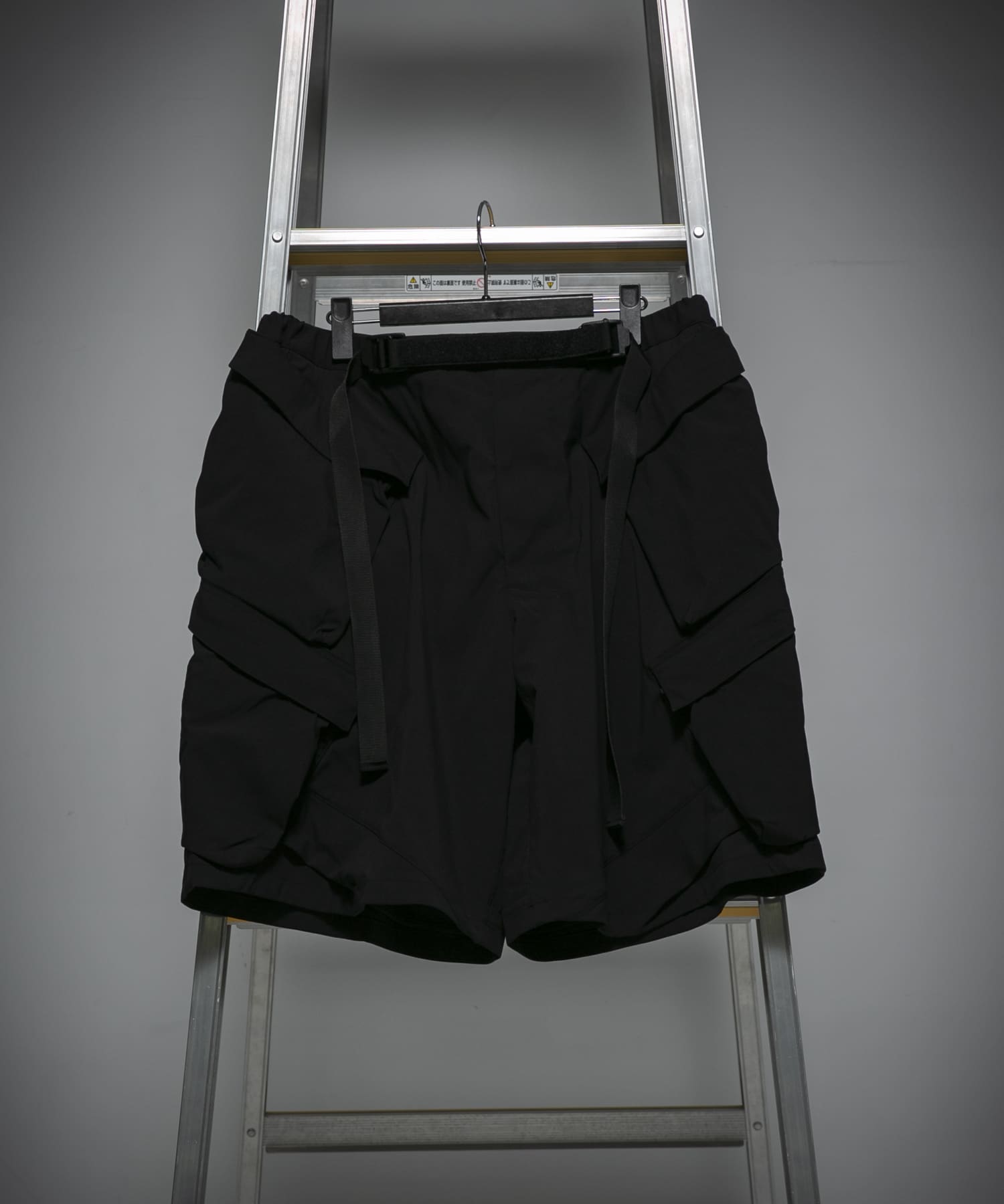 CARHARTT KANDER SHORTS(S BLACK): ボトム｜URBAN RESEARCH公式