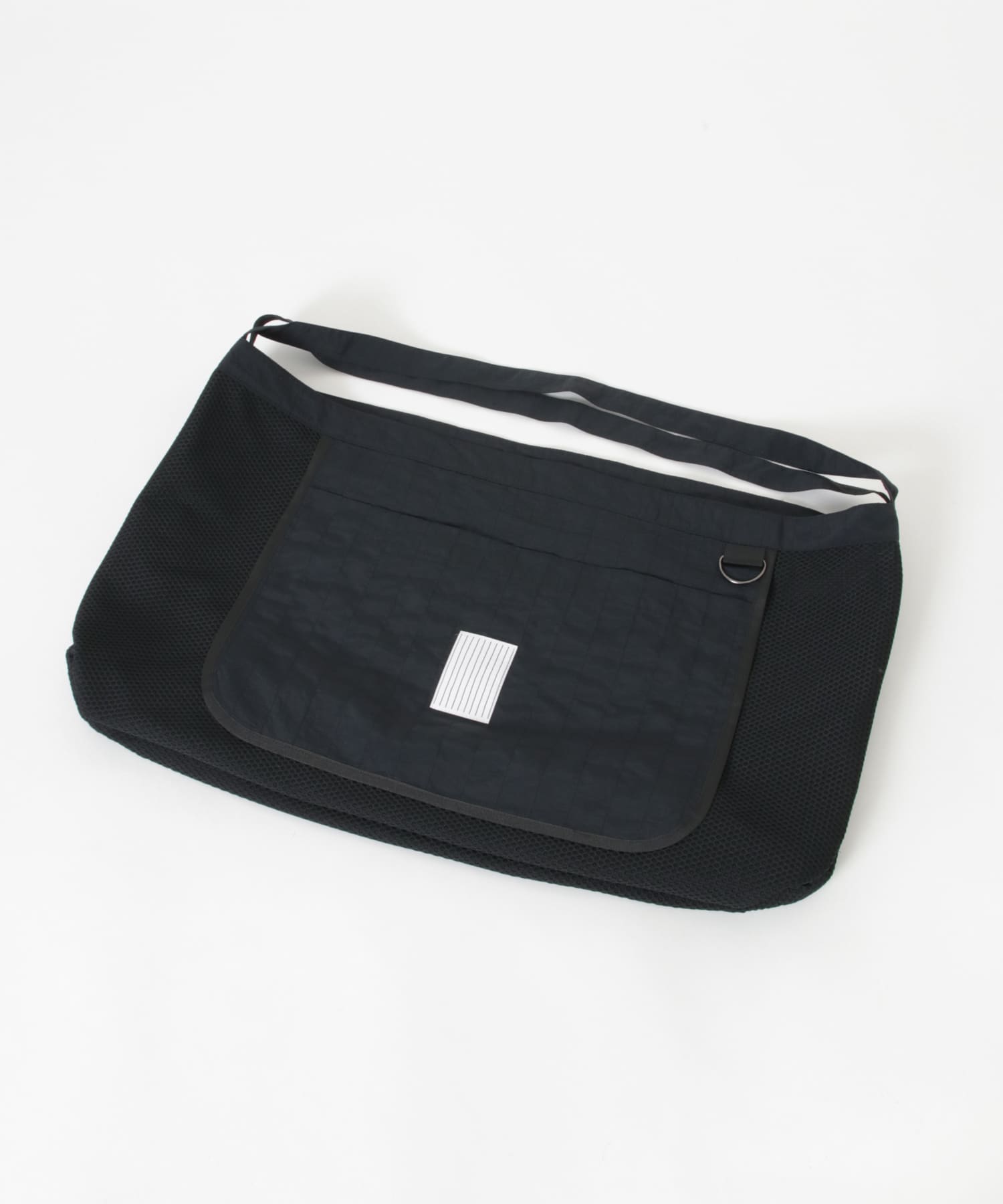 SFC　SFC MESSENGER TOTE Black one