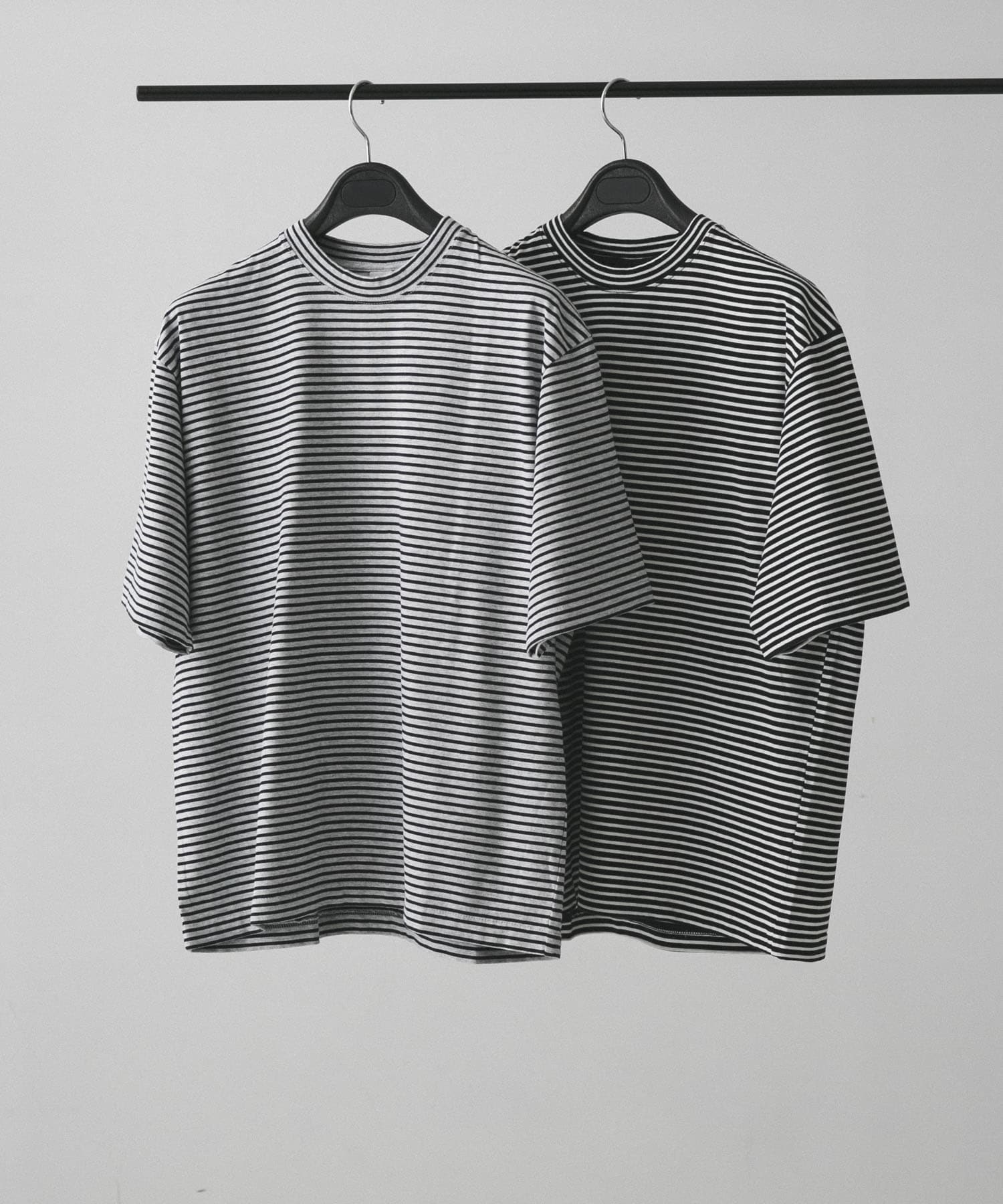 ES.1　Border SS T-Shirt Ash L