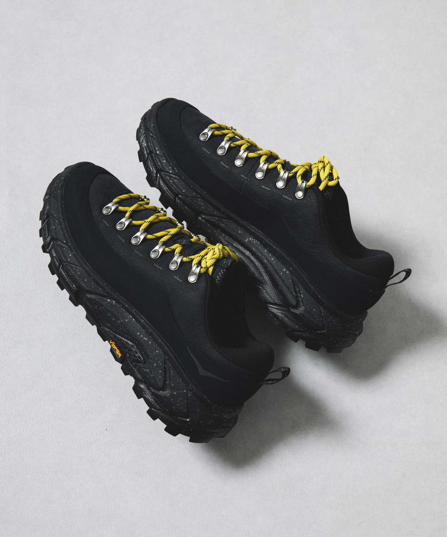 HOKA ONE ONE　Tor Summit