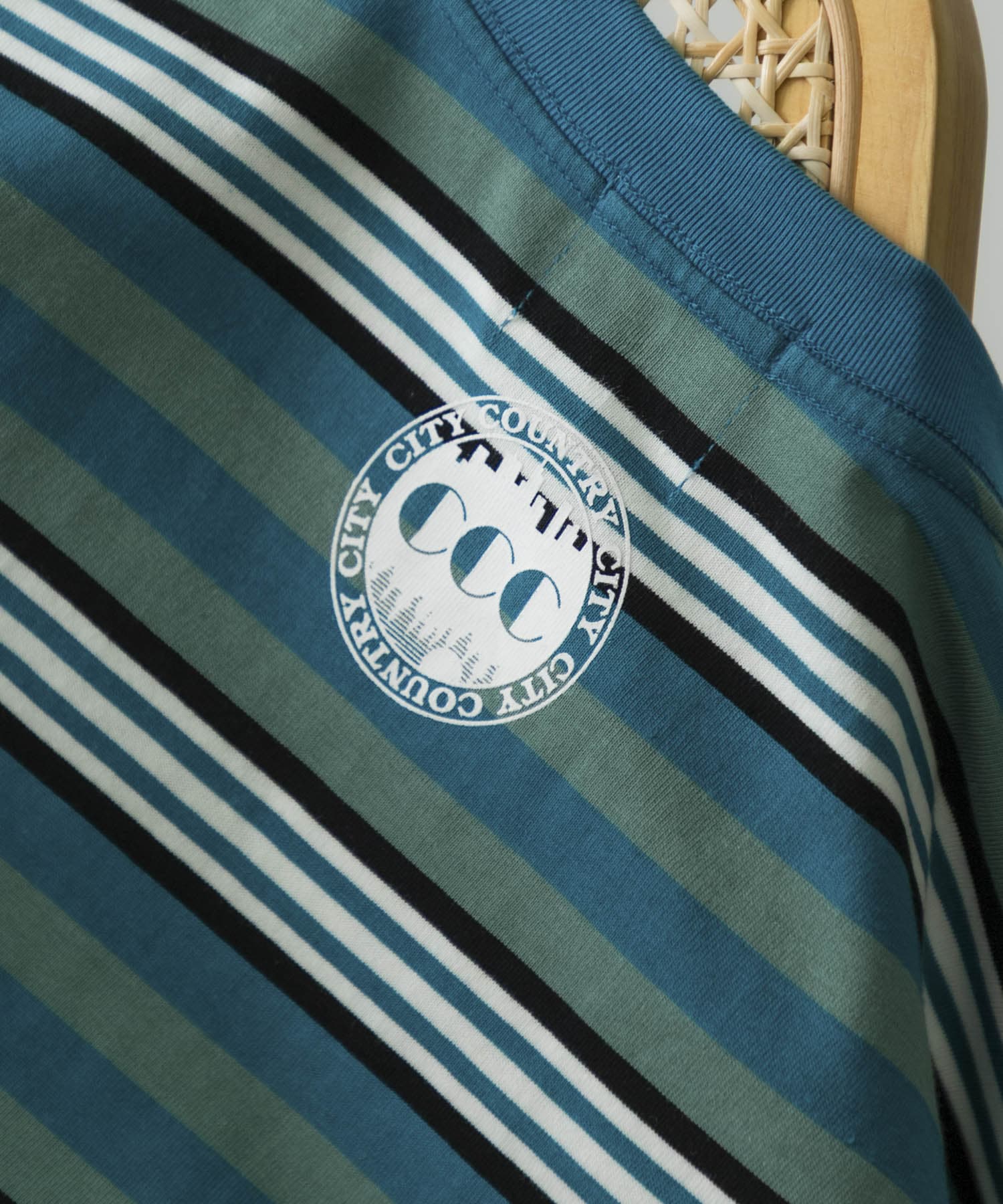 CITY COUNTRY CITY　EMB LOGO MULTIBORDER L/ST GRN/WHT L