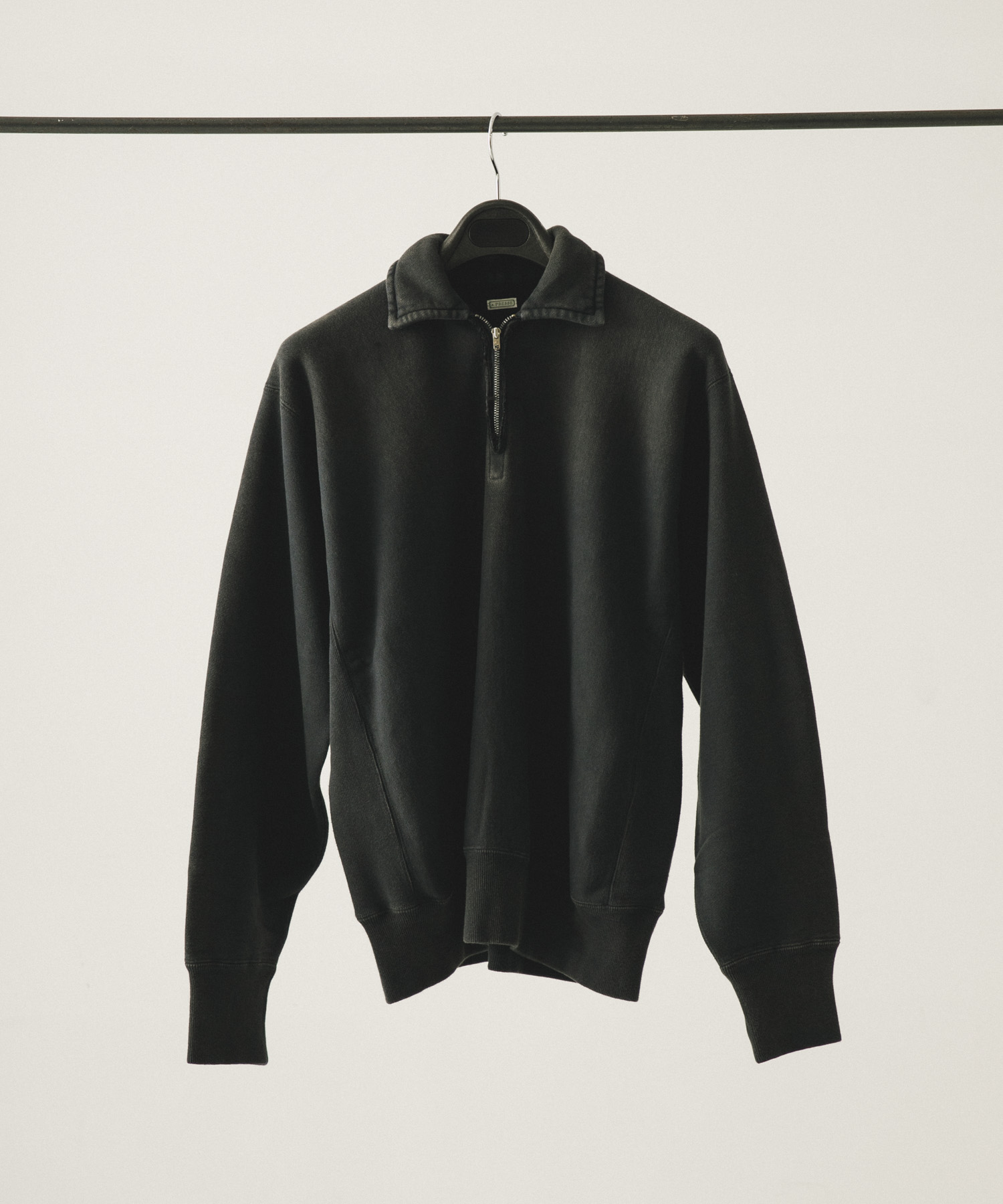 A PRESSE　Vintage Half Zip Sweat