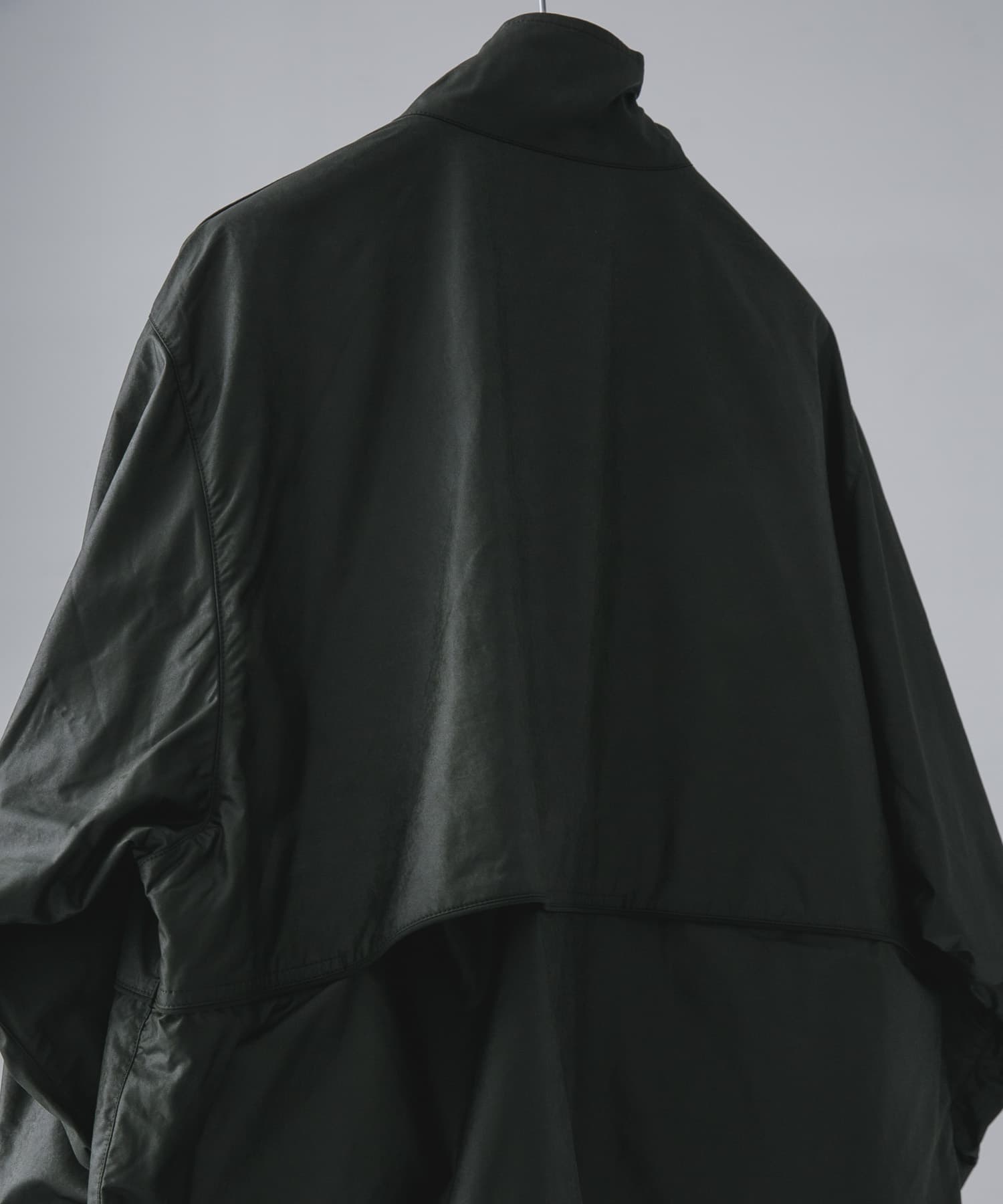 DAIWA PIER39　TECH REVERSIBLE BH WINDBREAKER JACKET D.GREEN M