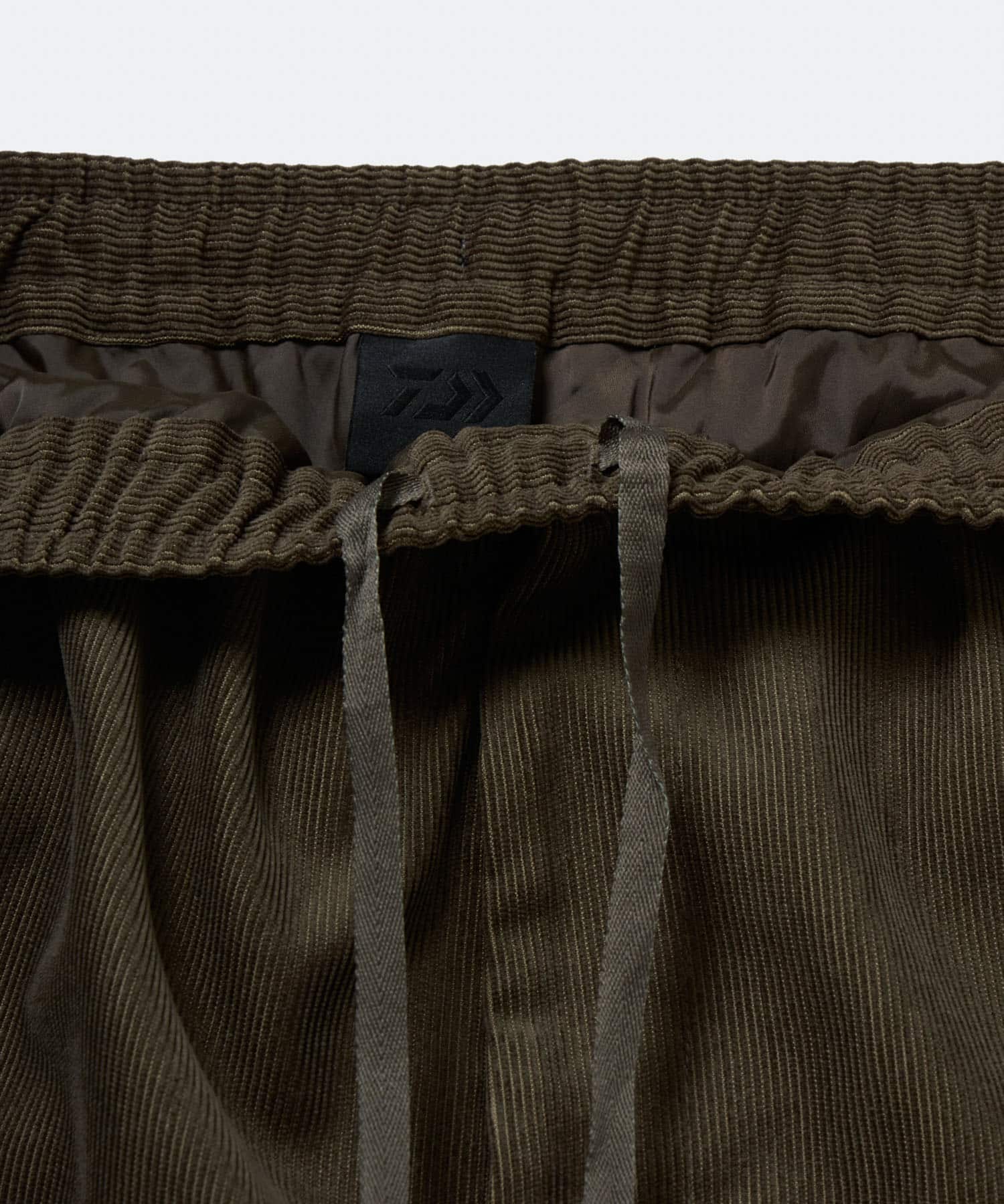 DAIWA PIER39　TECH EASY TROUSERS CORDUROY BROWNKHAKI M