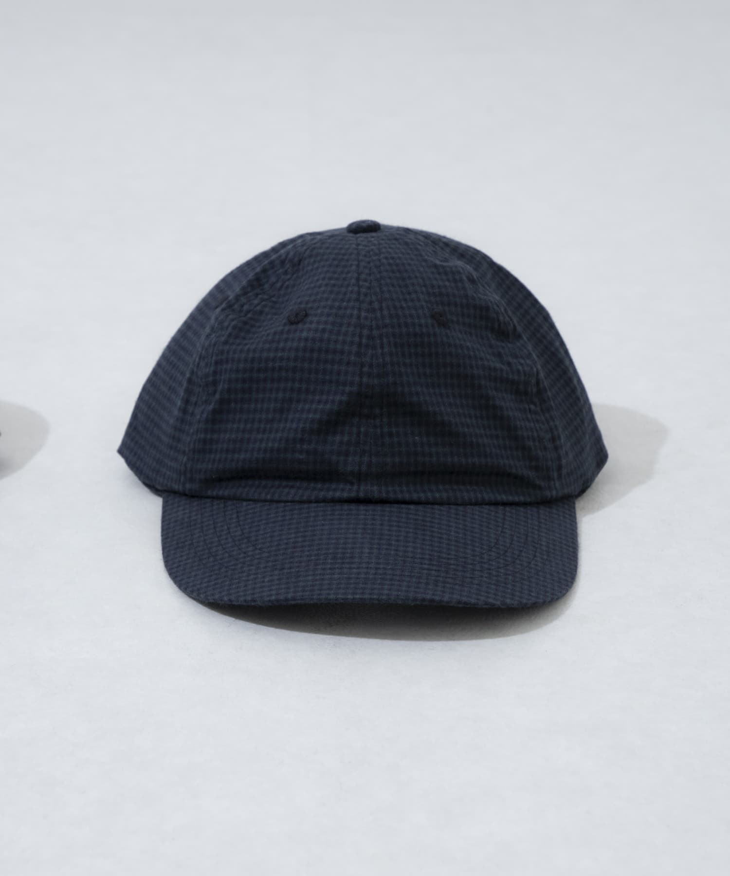 Share the Fantasy　6 panel long brim cap