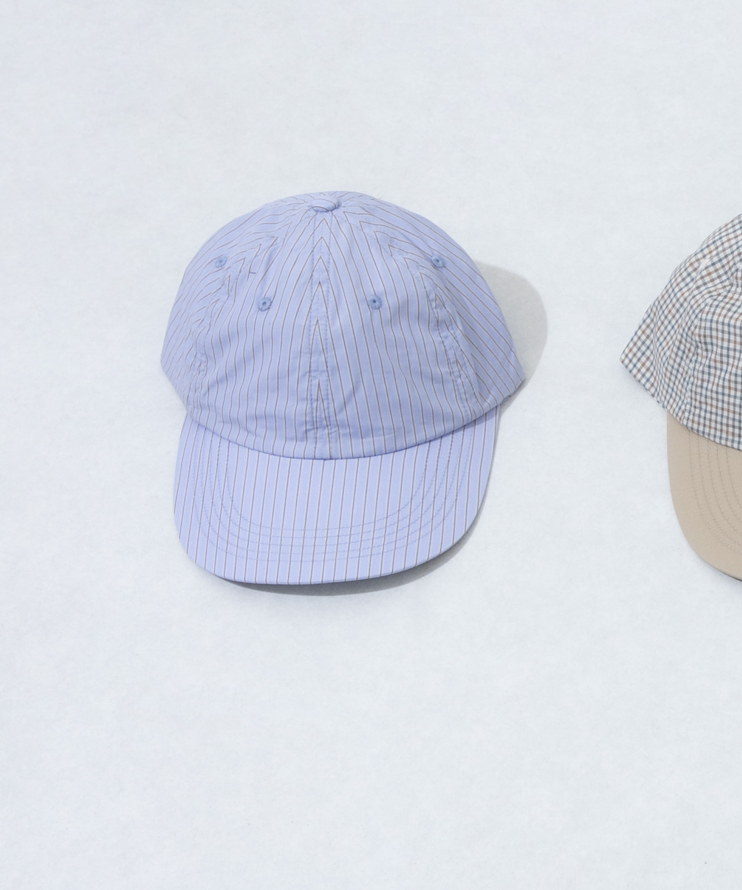 Share the Fantasy　6 panel long brim cap