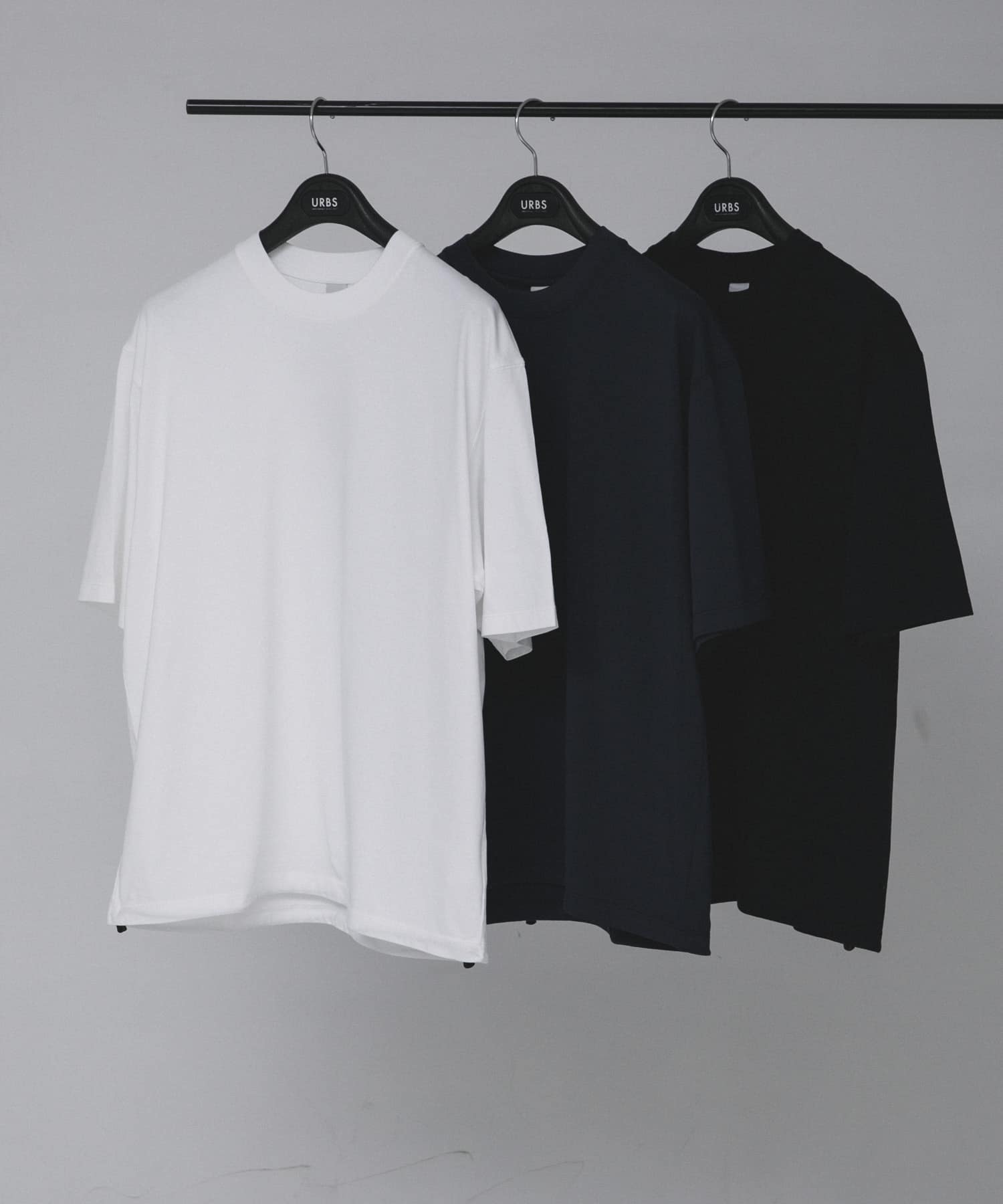 ES.1　SS T-shirts white M