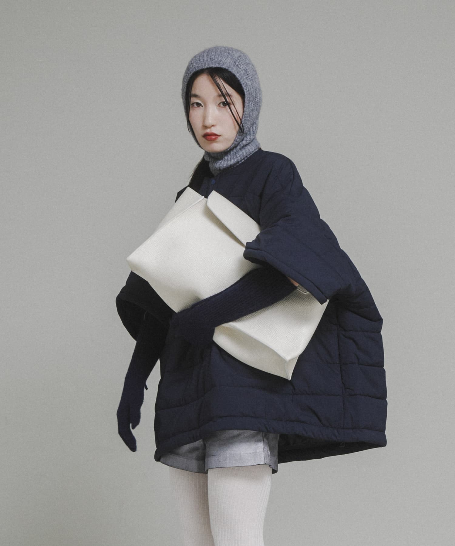 paloma wool　BUTTONS ANGELS Grey FREE