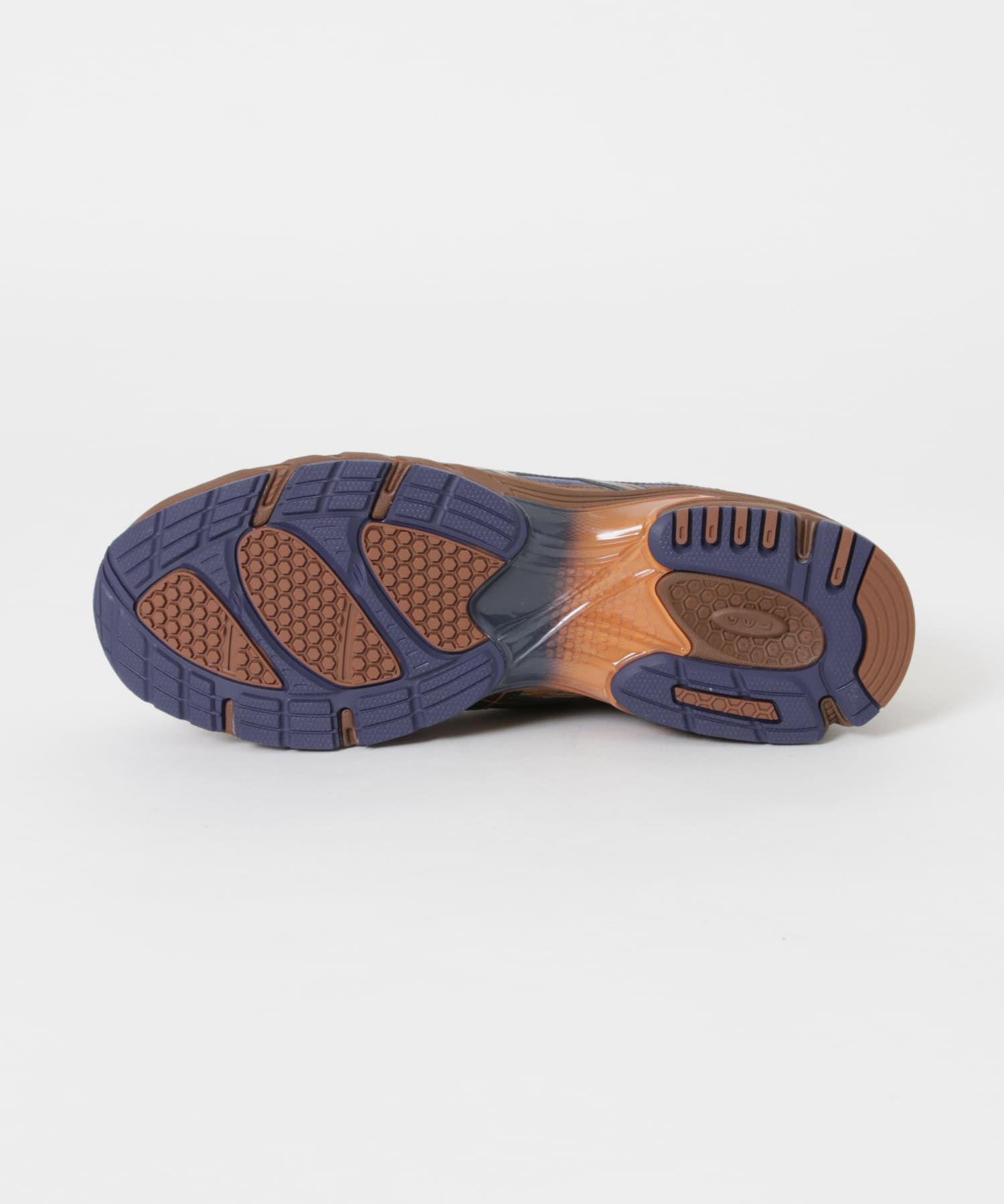 ASICS　UB9-S GEL-DS TRAINER 14 200 DC/POR 24