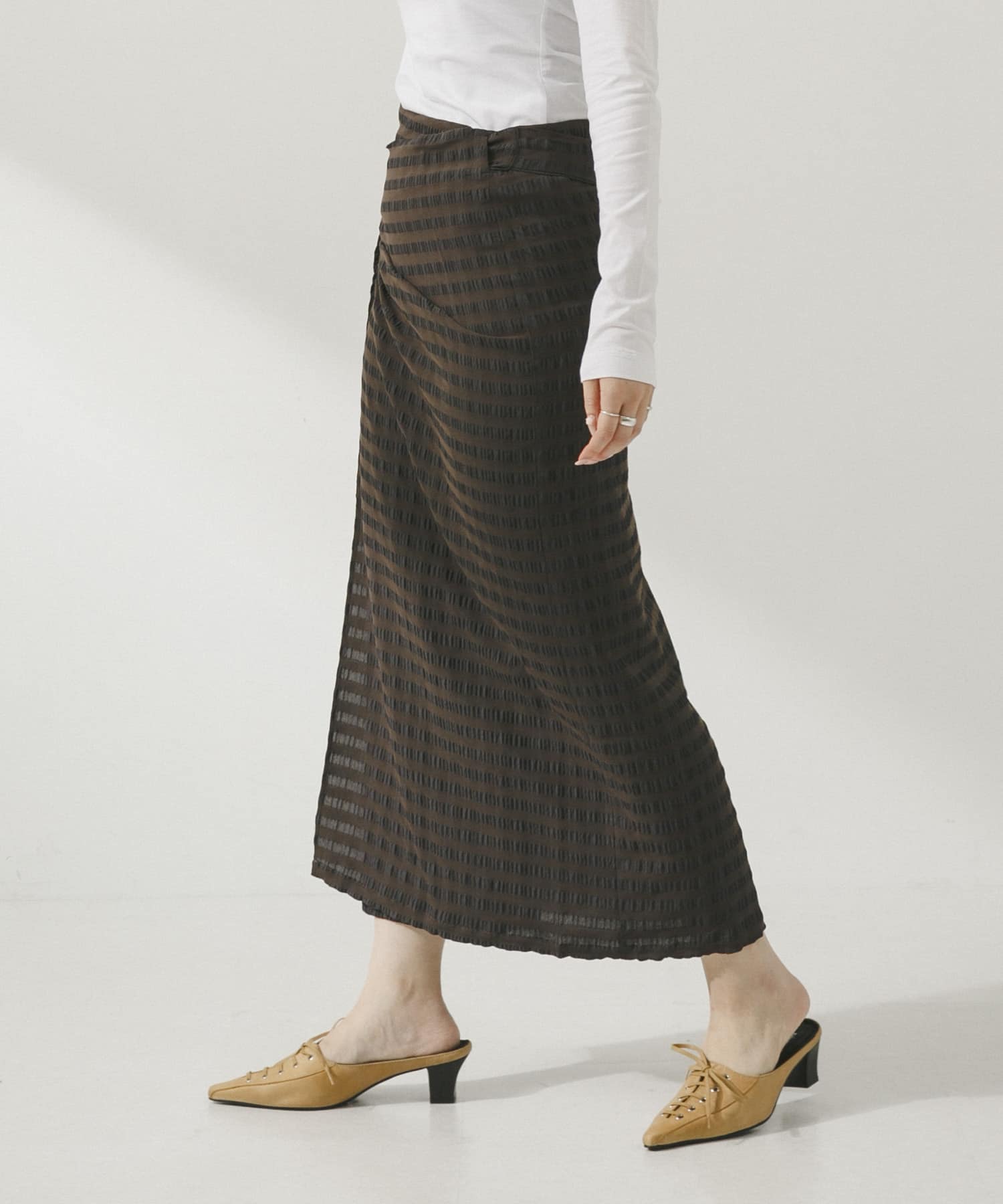 paloma wool　STAINO