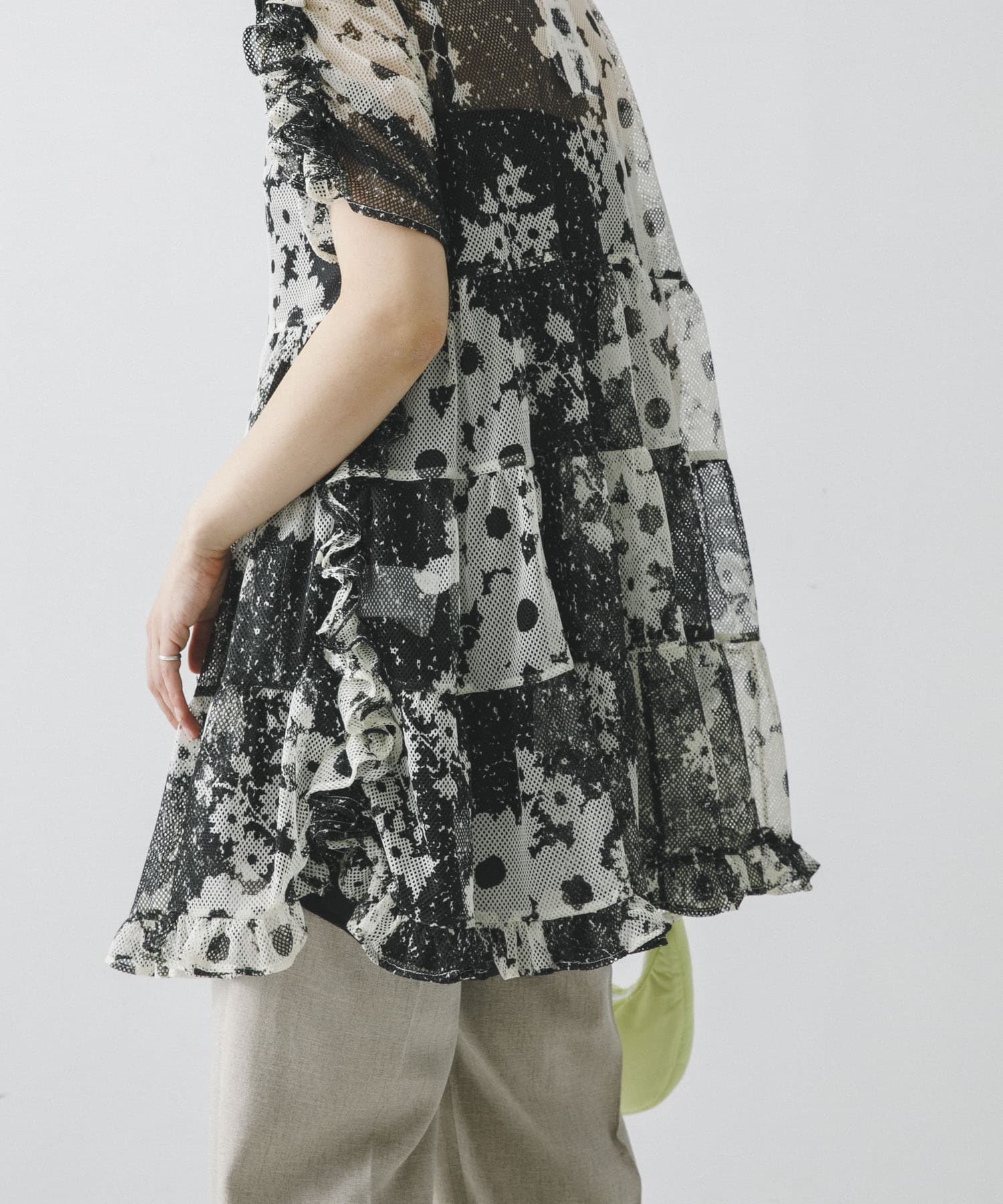 NOMARHYTHM TEXTILE　Mesh Ruffle Dress BLACK 1