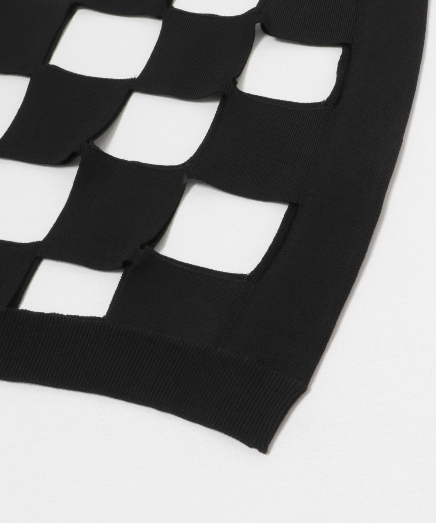 NOMARHYTHM TEXTILE　Cut-Out Checker Knit Vest BLACK 2