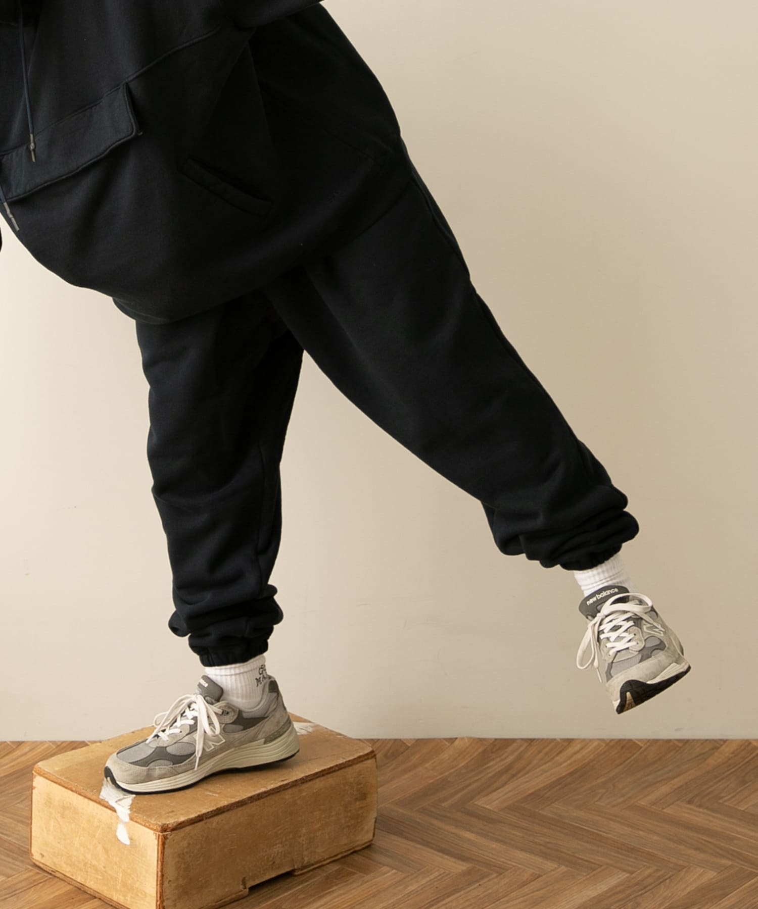SFC　WIDE SWEAT PANTS