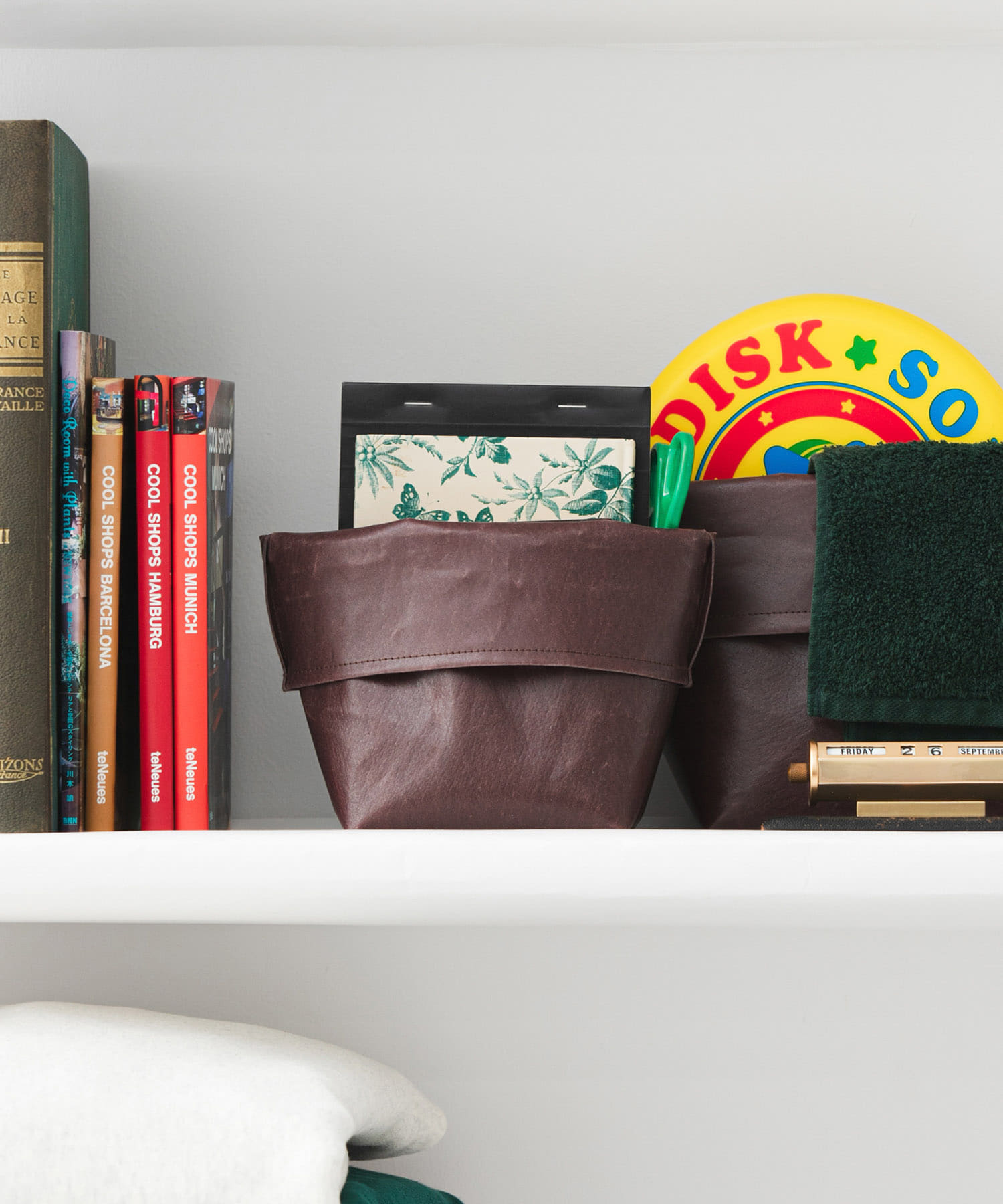 commpost　MULTIPURPOSE BAG M T2 Brown M