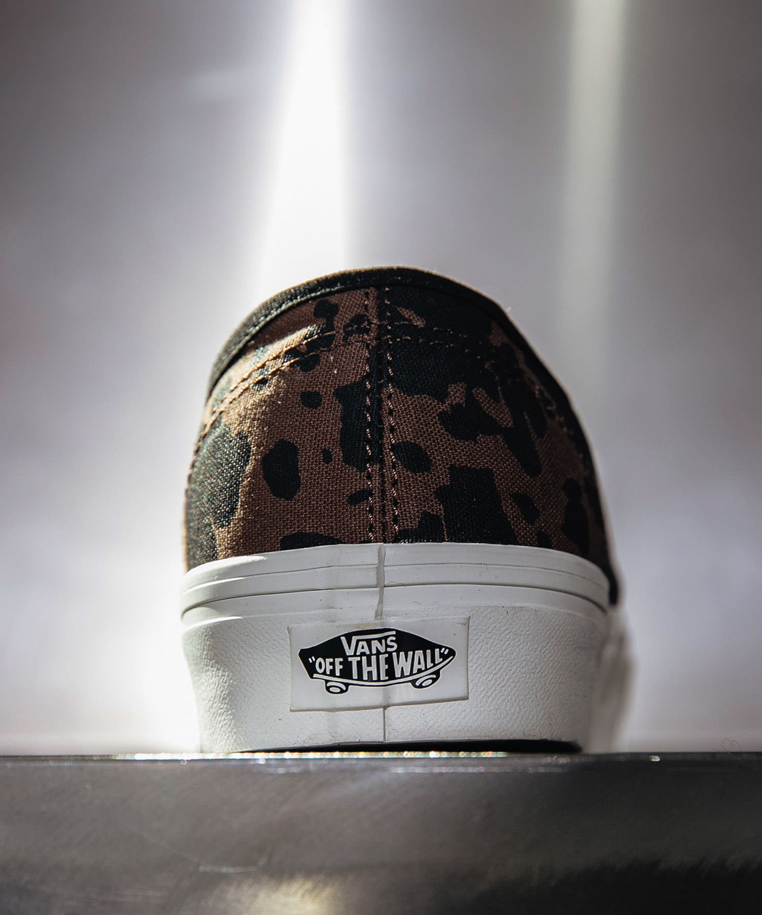 VANS　EXCLUSIVE AUTHENTIC COW PRINT 26