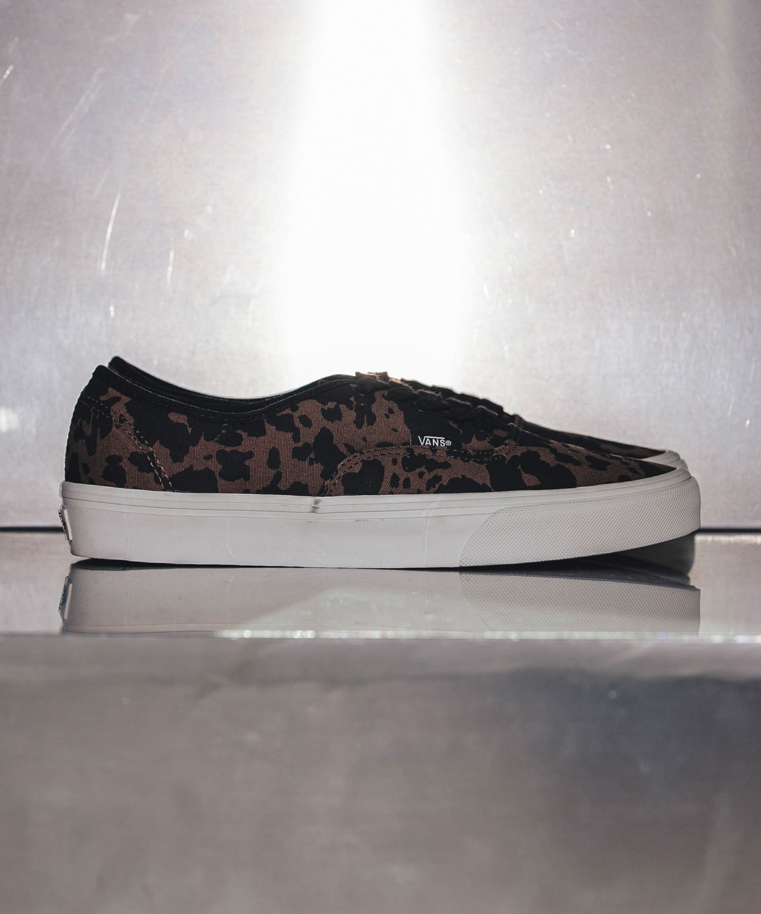 VANS　EXCLUSIVE AUTHENTIC COW PRINT 26