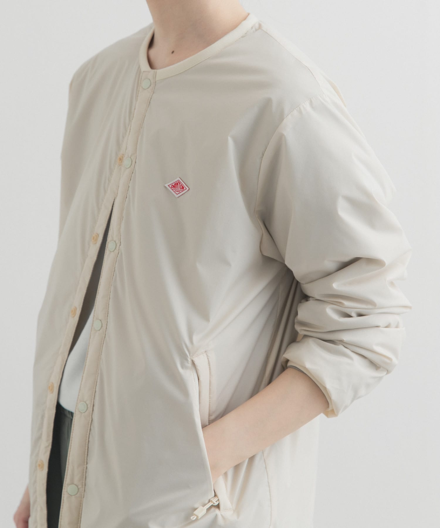 DANTON INSULATIONCOLLARLESS JACKET(M IVORY): アウター｜URBAN