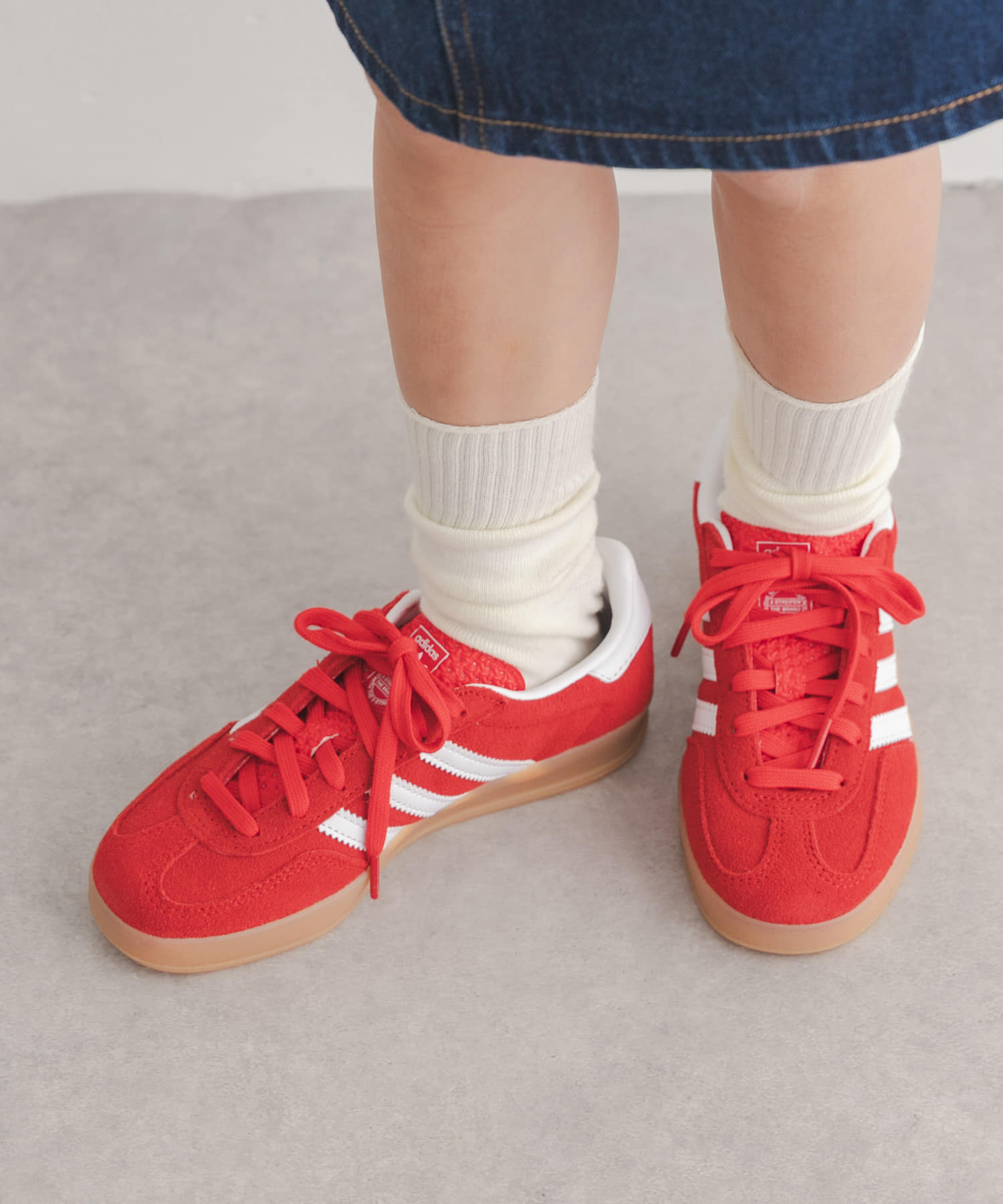 adidas　GAZELLE INDOOR C(KIDS) ベタースカーレット 19.5